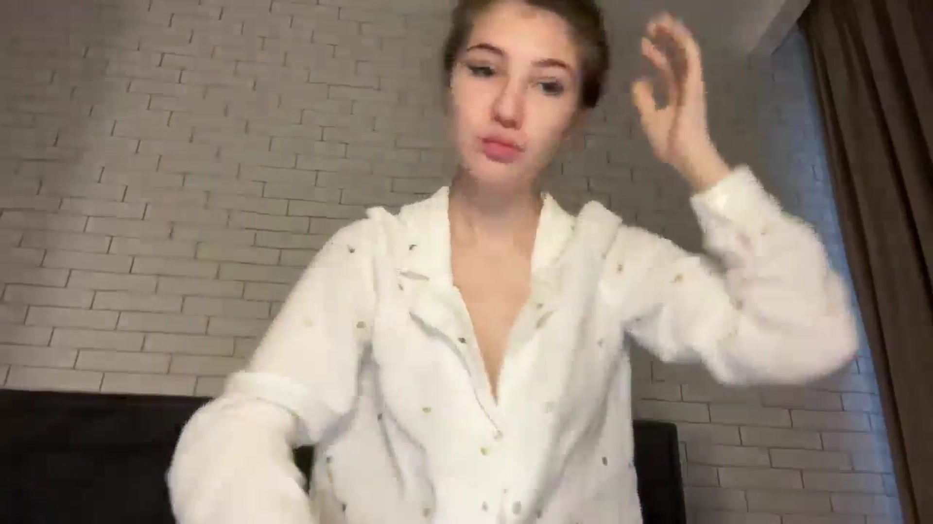 Gallery image thumbnail from MariRi's myfreecams stream on, 11/27/2024, 14:12 image 20 of 20