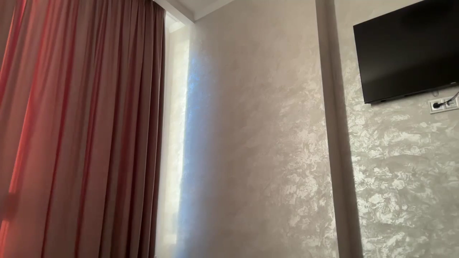 Gallery image thumbnail from MariRi's myfreecams stream on, 12/16/2024, 07:03 image 7 of 20