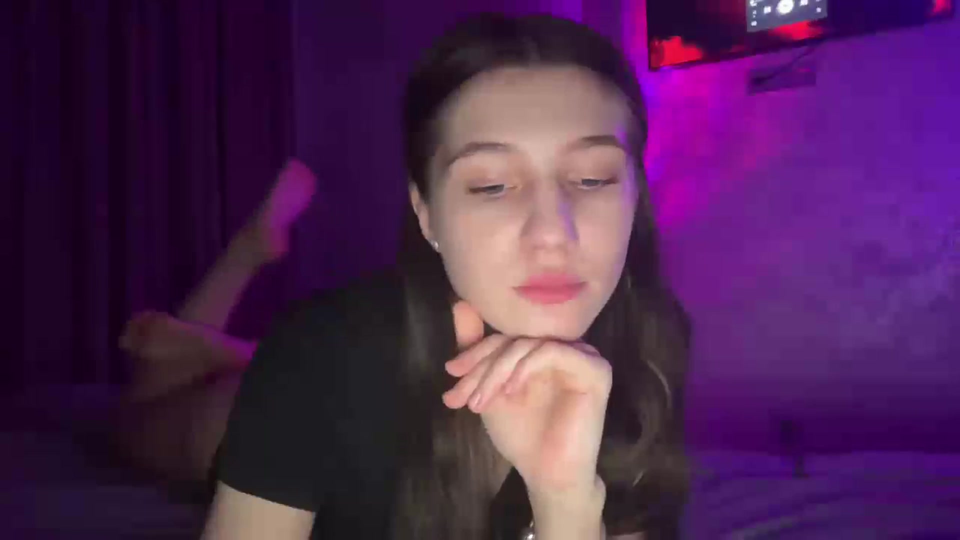Gallery image thumbnail from MariRi's myfreecams stream on, 01/06/2025, 01:21 image 8 of 20
