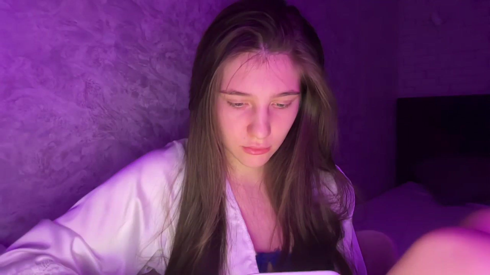 Gallery image thumbnail from MariRi's myfreecams stream on, 01/22/2025, 08:28 image 15 of 20