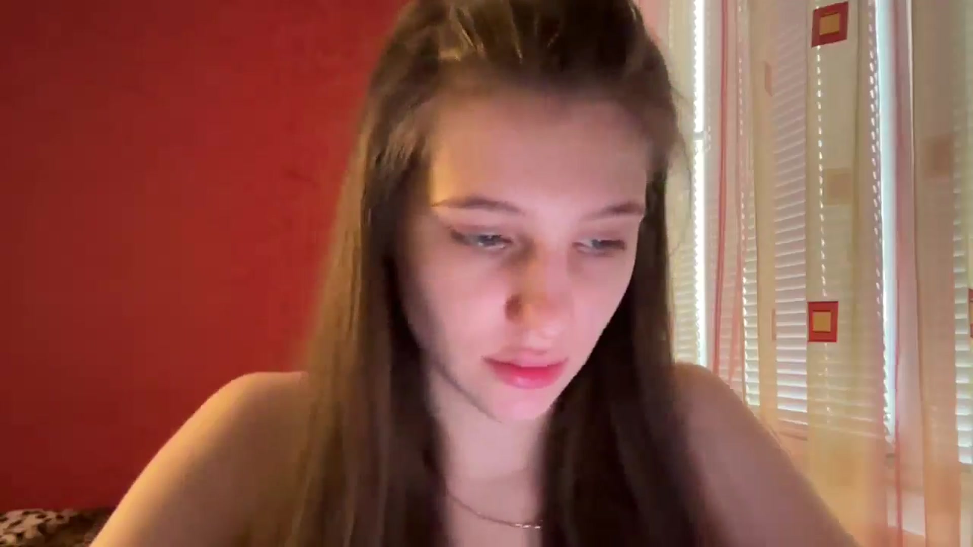 Gallery image thumbnail from MariRi's myfreecams stream on, 03/31/2025, 14:26 image 5 of 20