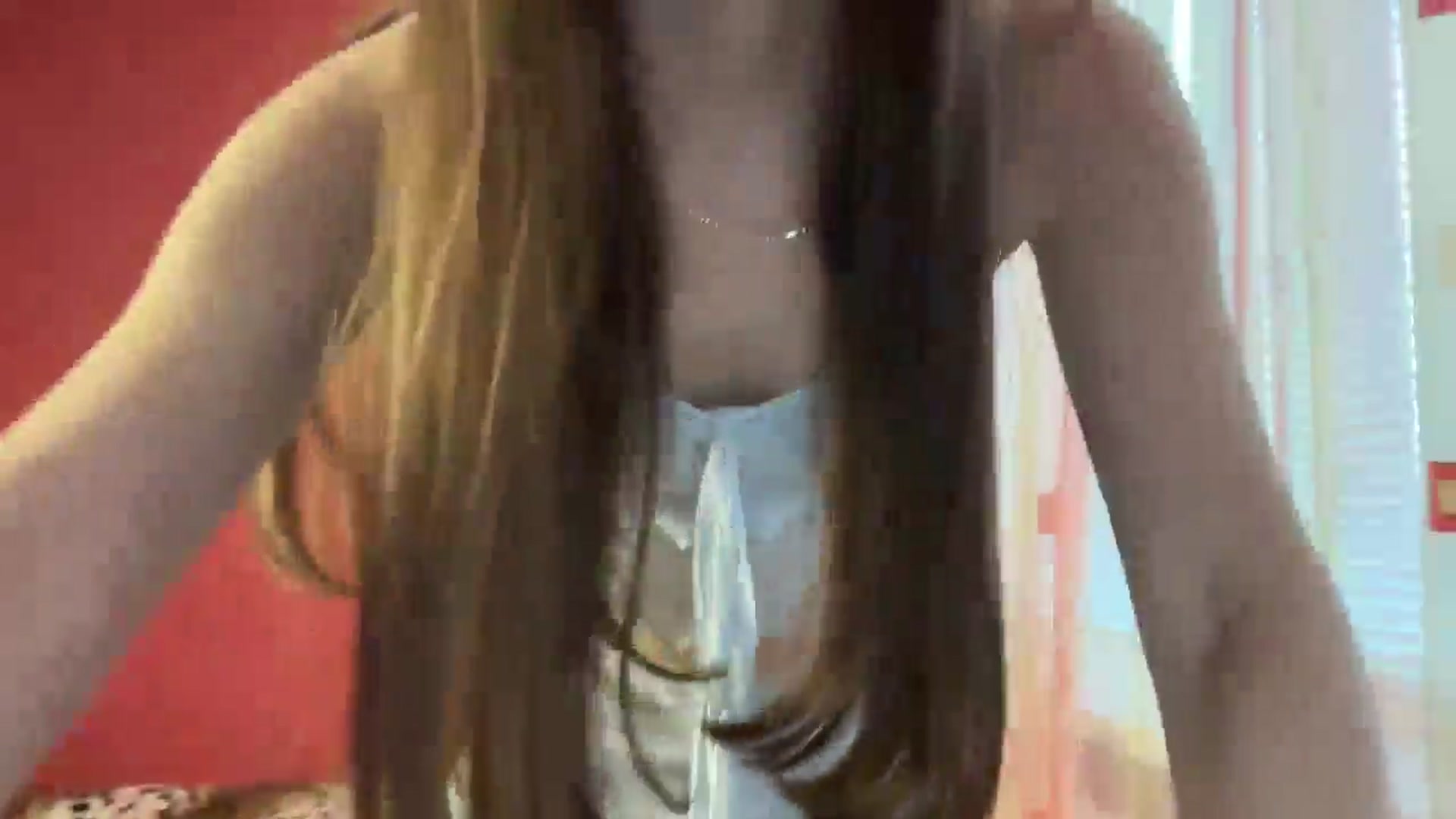 Gallery image thumbnail from MariRi's myfreecams stream on, 03/31/2025, 14:26 image 12 of 20