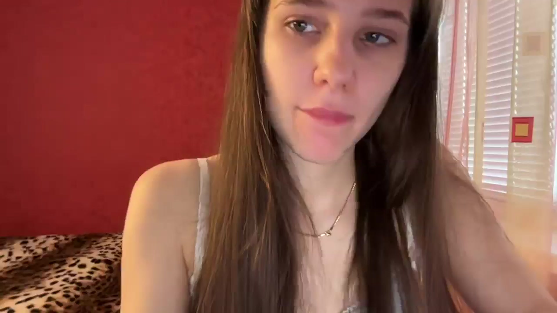 Gallery image thumbnail from MariRi's myfreecams stream on, 03/31/2025, 14:26 image 15 of 20
