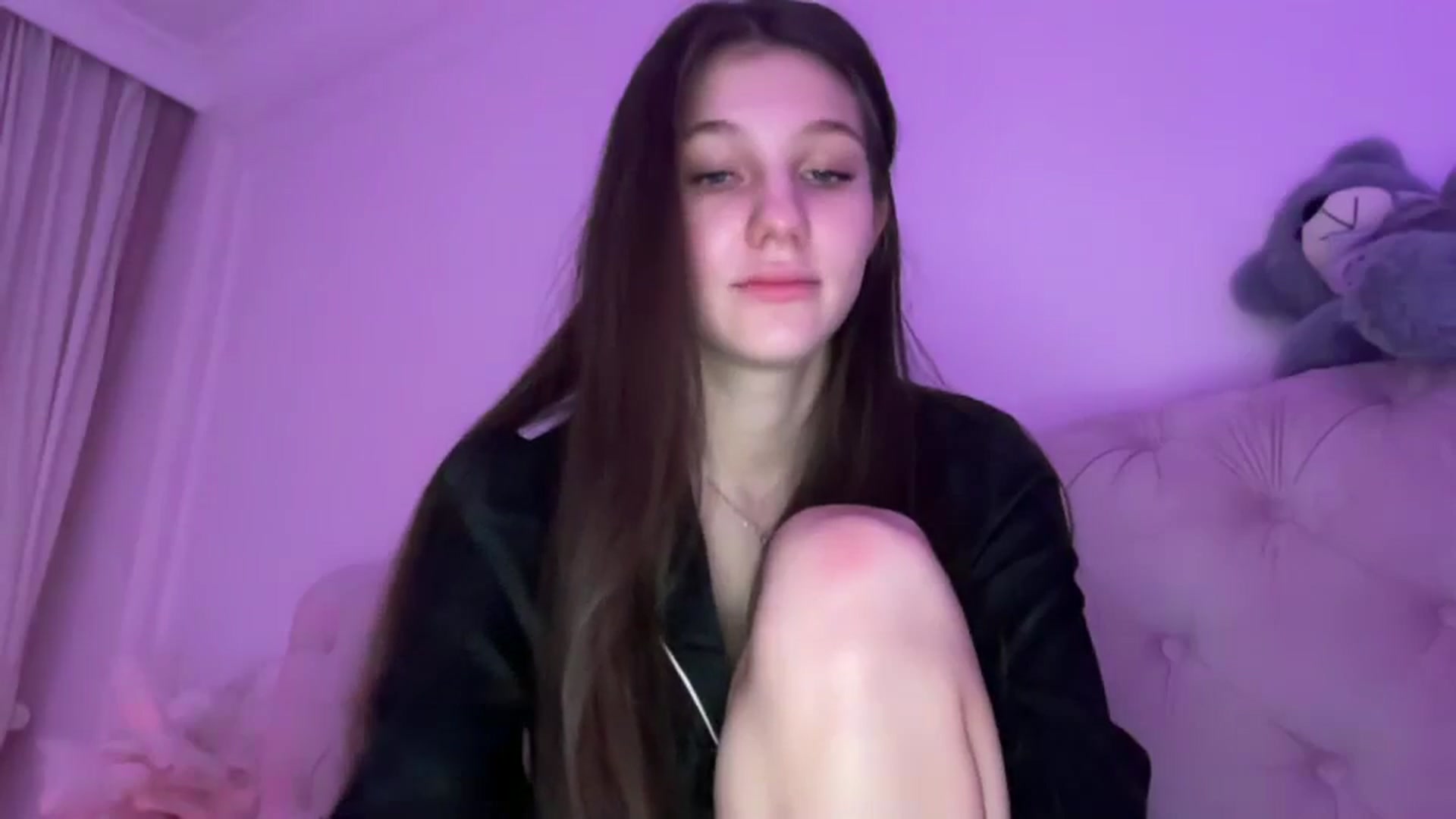 Gallery image thumbnail from MariRi's myfreecams stream on, 12/08/2025, 03:39 image 3 of 20