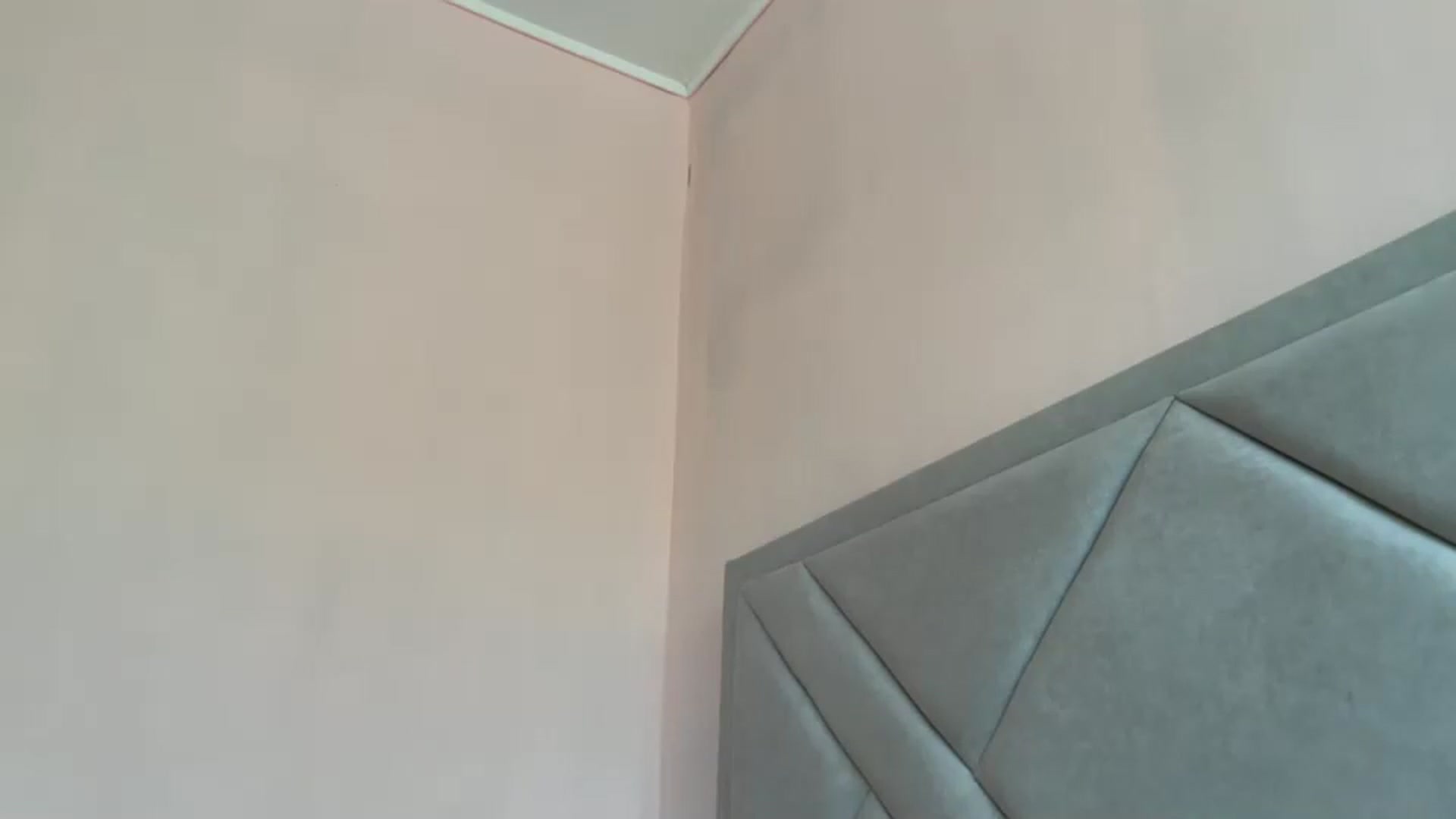 Gallery image thumbnail from MariRi's myfreecams stream on, 05/21/2026, 12:01 image 10 of 20