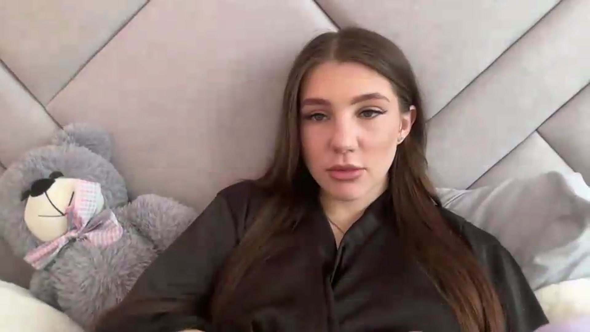 Gallery image thumbnail from MariRi's myfreecams stream on, 06/01/2026, 09:42 image 14 of 20