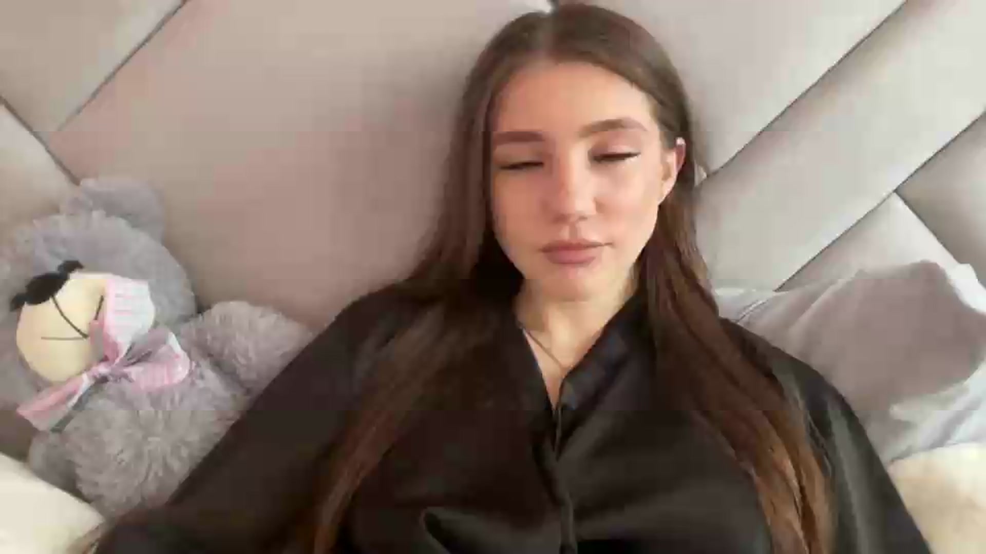 Gallery image thumbnail from MariRi's myfreecams stream on, 06/01/2026, 09:42 image 12 of 20