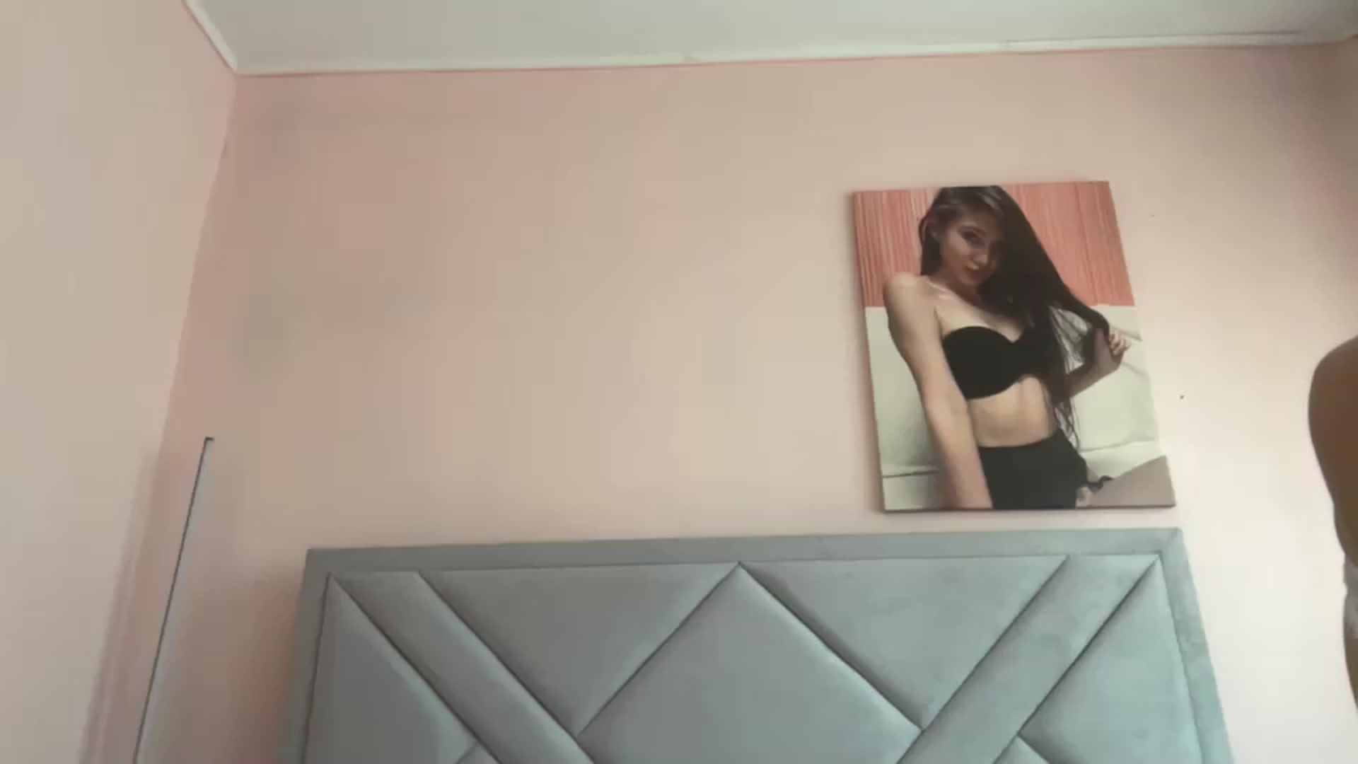 Gallery image thumbnail from MariRi's myfreecams stream on, 06/13/2026, 10:30 image 19 of 20