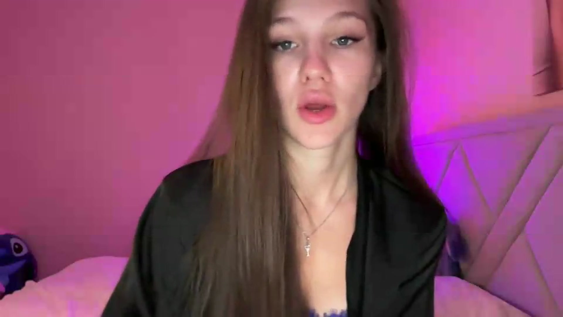 Gallery image thumbnail from MariRi's myfreecams stream on, 06/24/2026, 02:26 image 7 of 20