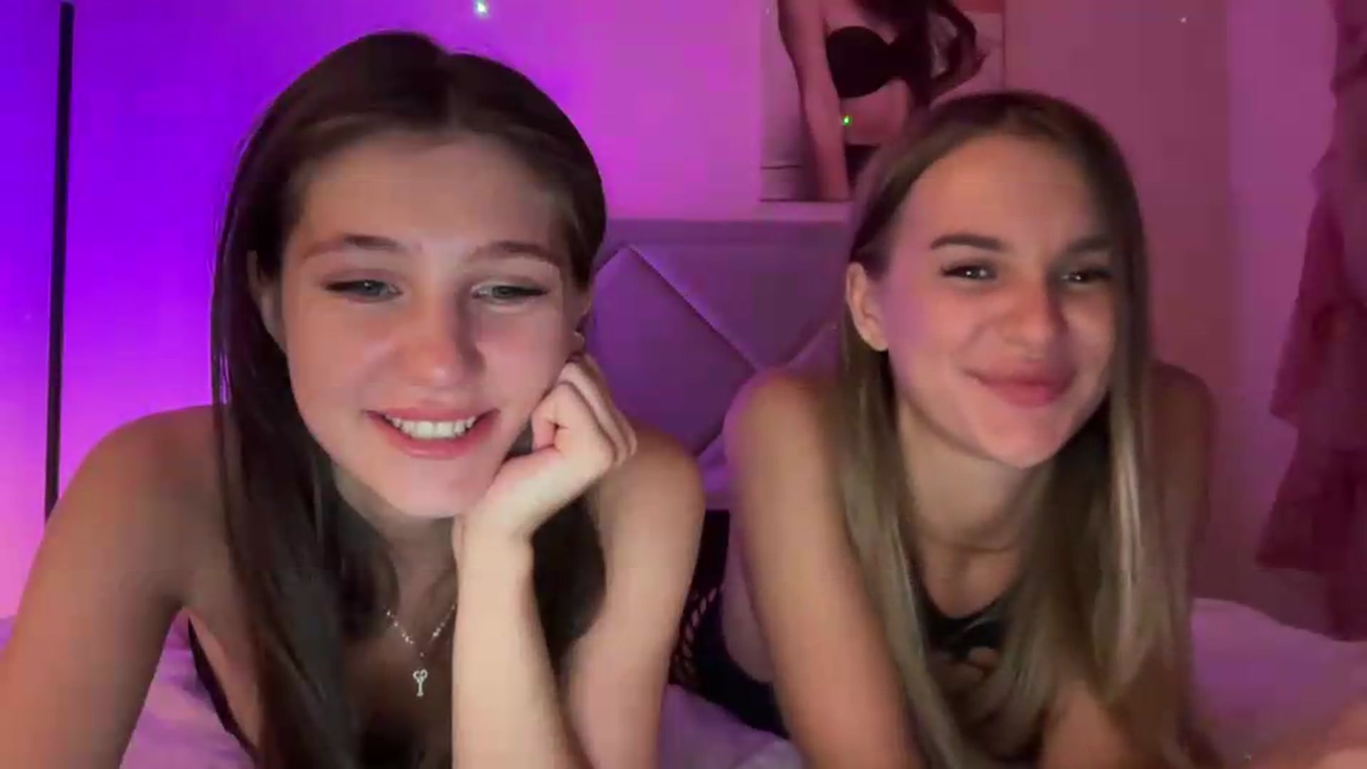 Gallery image thumbnail from MariRi's myfreecams stream on, 06/27/2026, 21:52 image 10 of 20