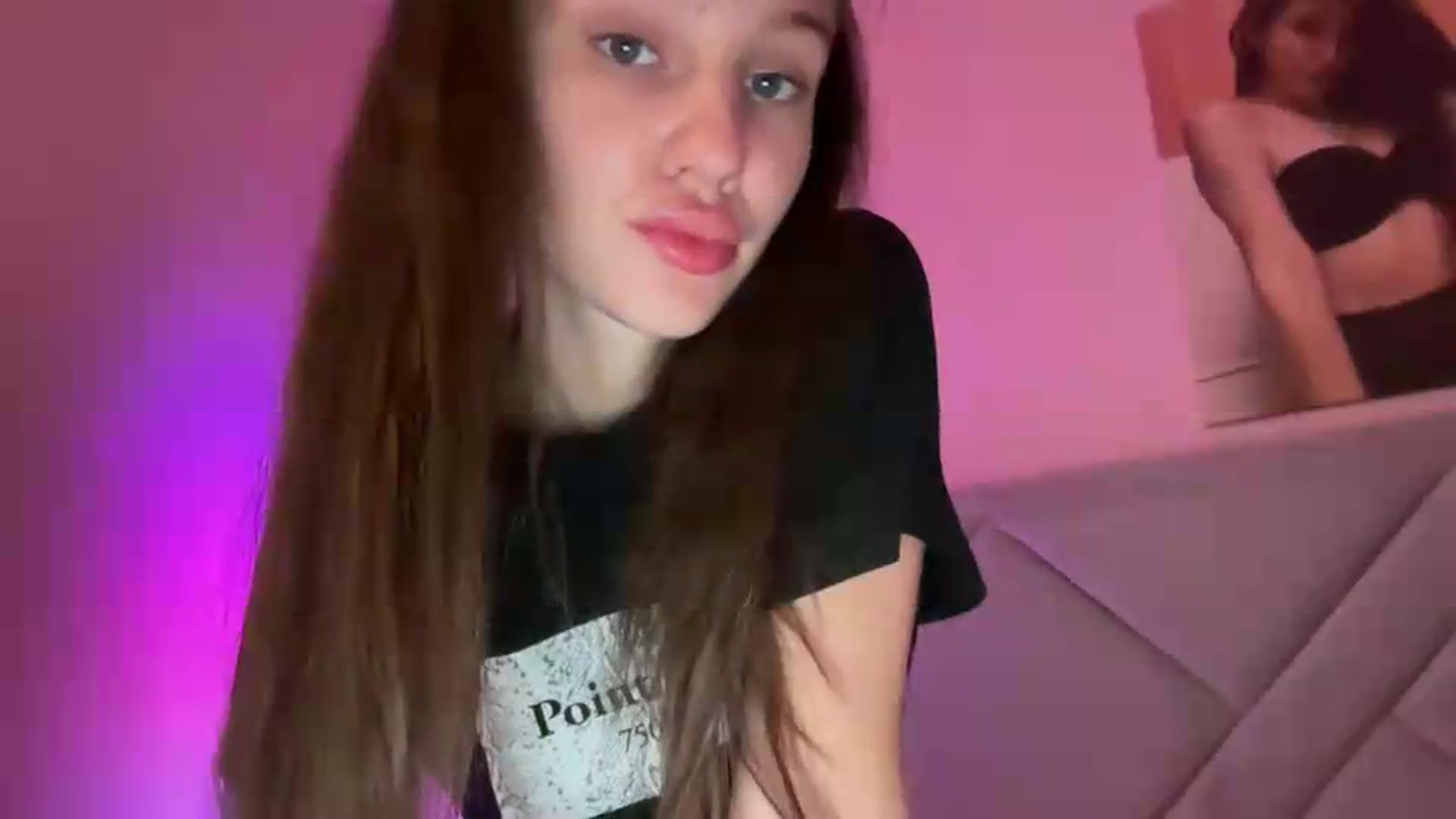 Gallery image thumbnail from MariRi's myfreecams stream on, 07/07/2026, 24:31 image 7 of 20