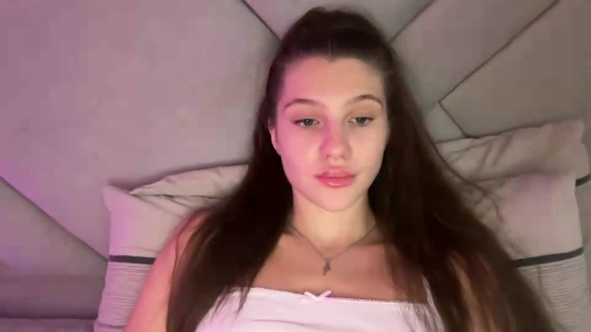 Gallery image thumbnail from MariRi's myfreecams stream on, 07/07/2026, 02:57 image 16 of 20