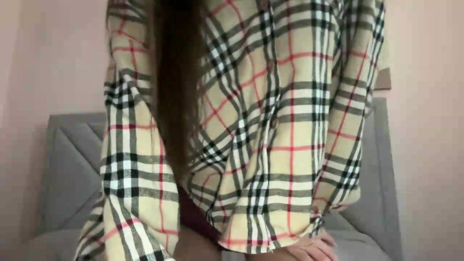 Gallery image thumbnail from MariRi's myfreecams stream on, 08/15/2026, 14:35 image 13 of 20