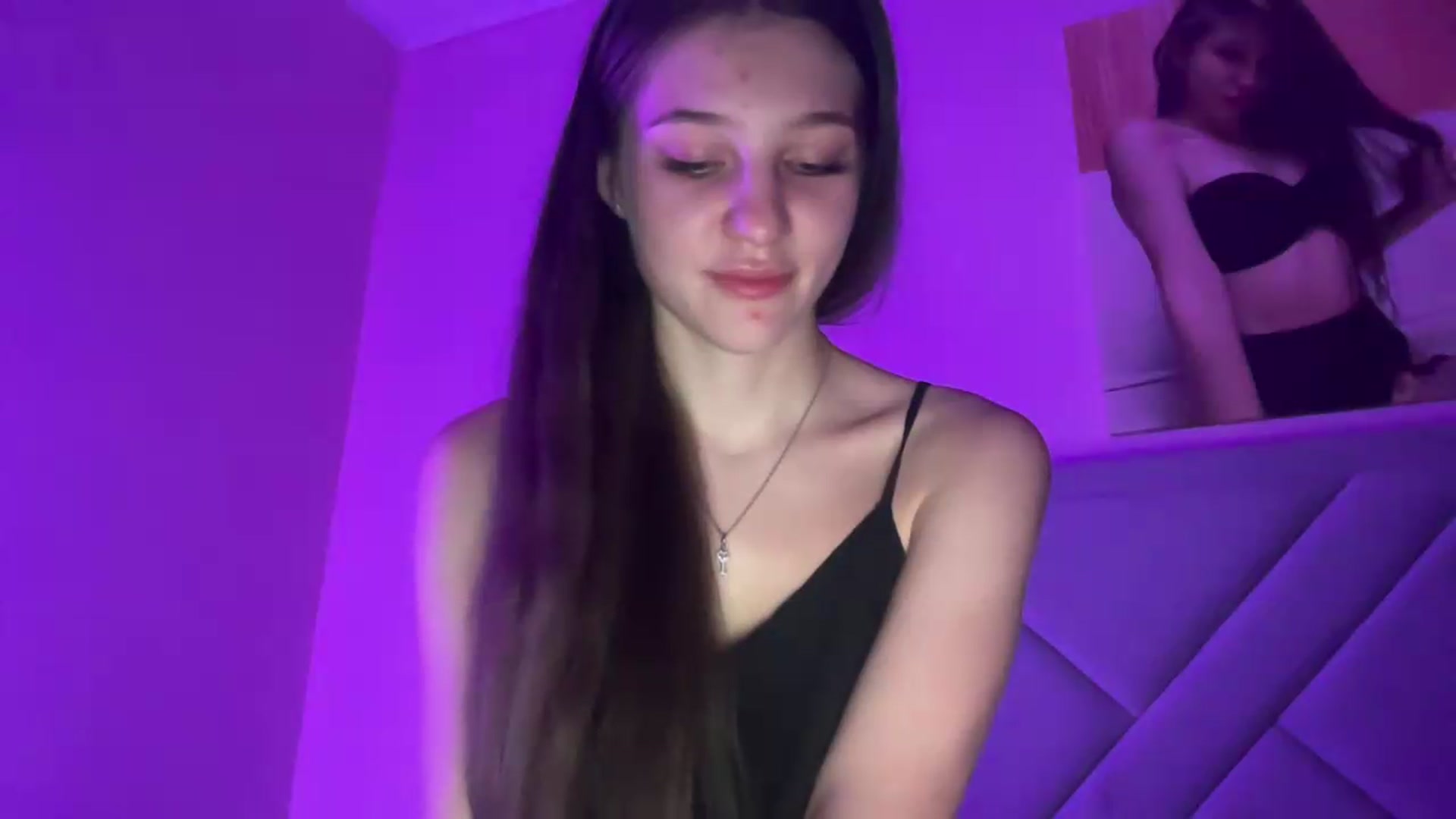 Gallery image thumbnail from MariRi's myfreecams stream on, 08/21/2026, 01:10 image 2 of 20