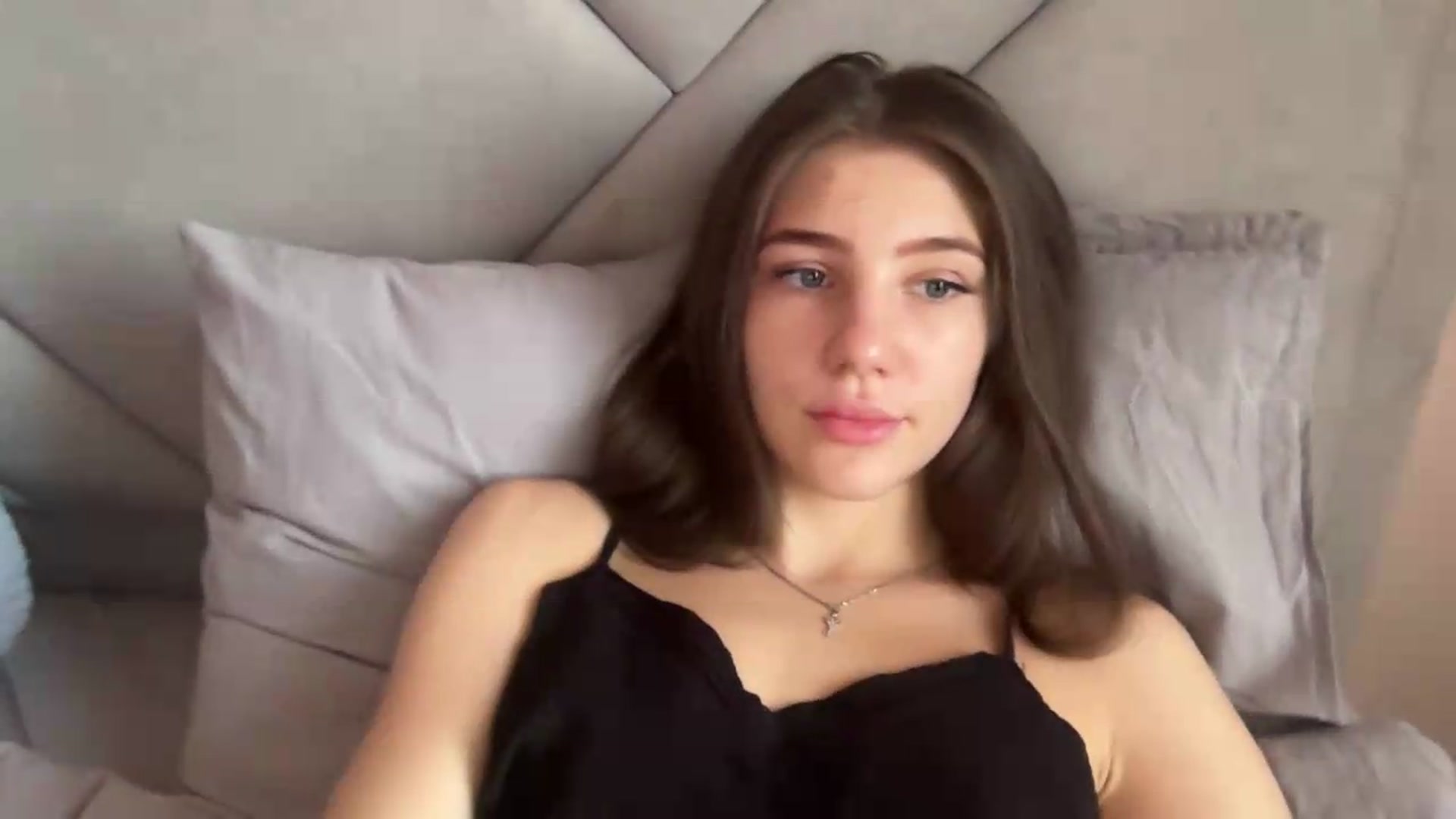 Gallery image thumbnail from MariRi's myfreecams stream on, 08/22/2026, 15:58 image 6 of 20