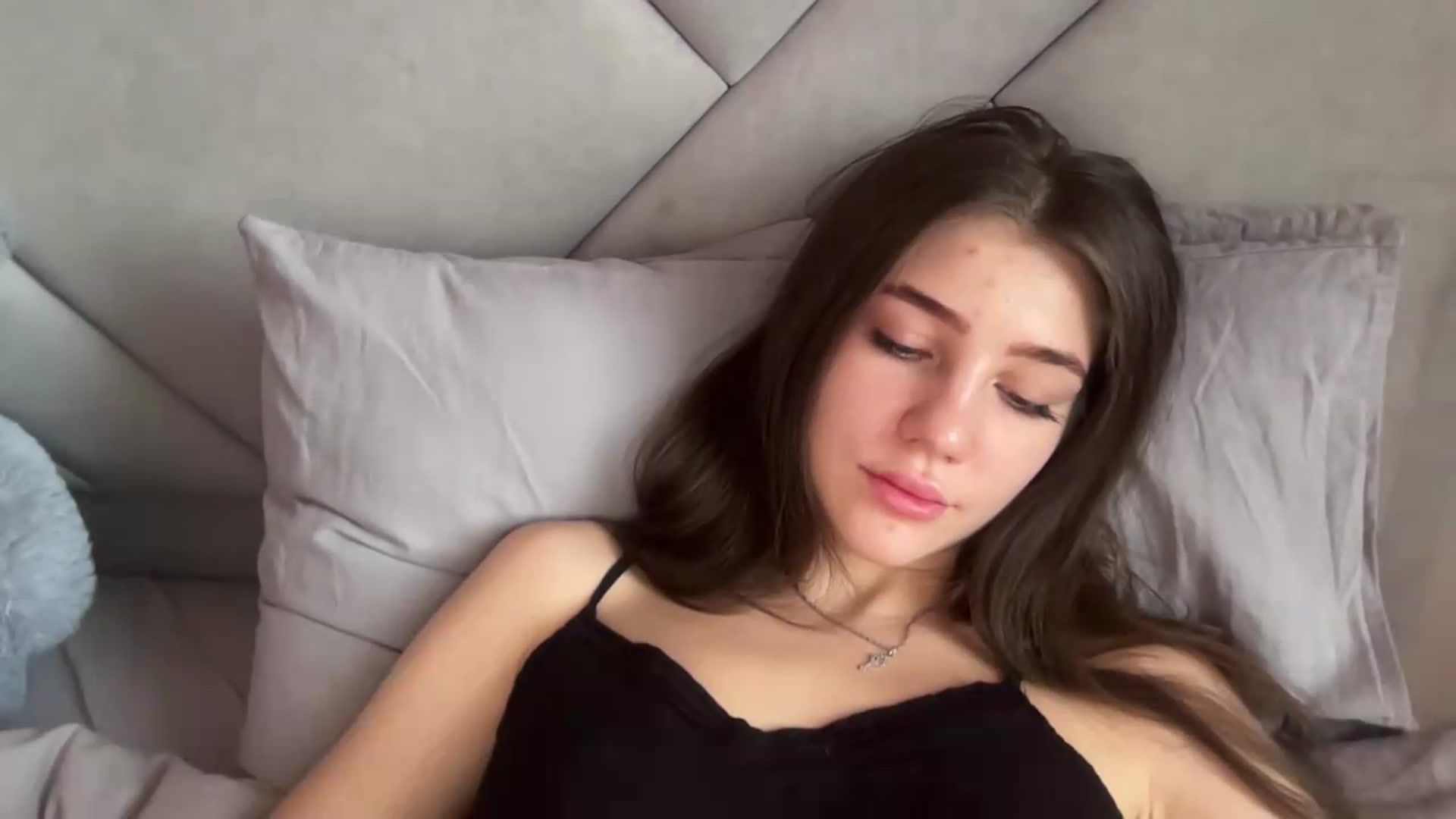 Gallery image thumbnail from MariRi's myfreecams stream on, 08/22/2026, 15:58 image 19 of 20
