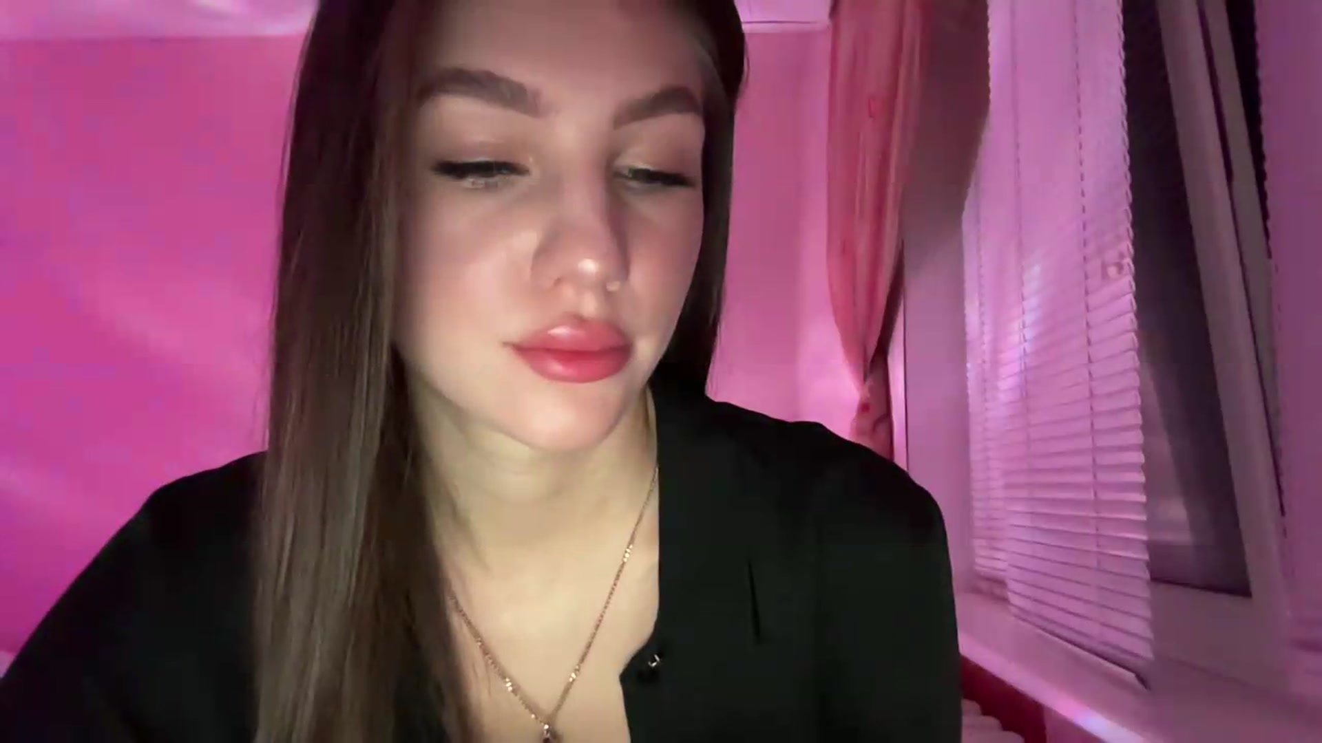 Gallery image thumbnail from MariRi's myfreecams stream on, 09/21/2026, 01:59 image 20 of 20