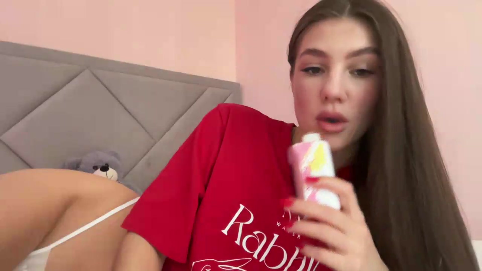 Gallery image thumbnail from MariRi's myfreecams stream on, 09/21/2026, 07:16 image 17 of 20