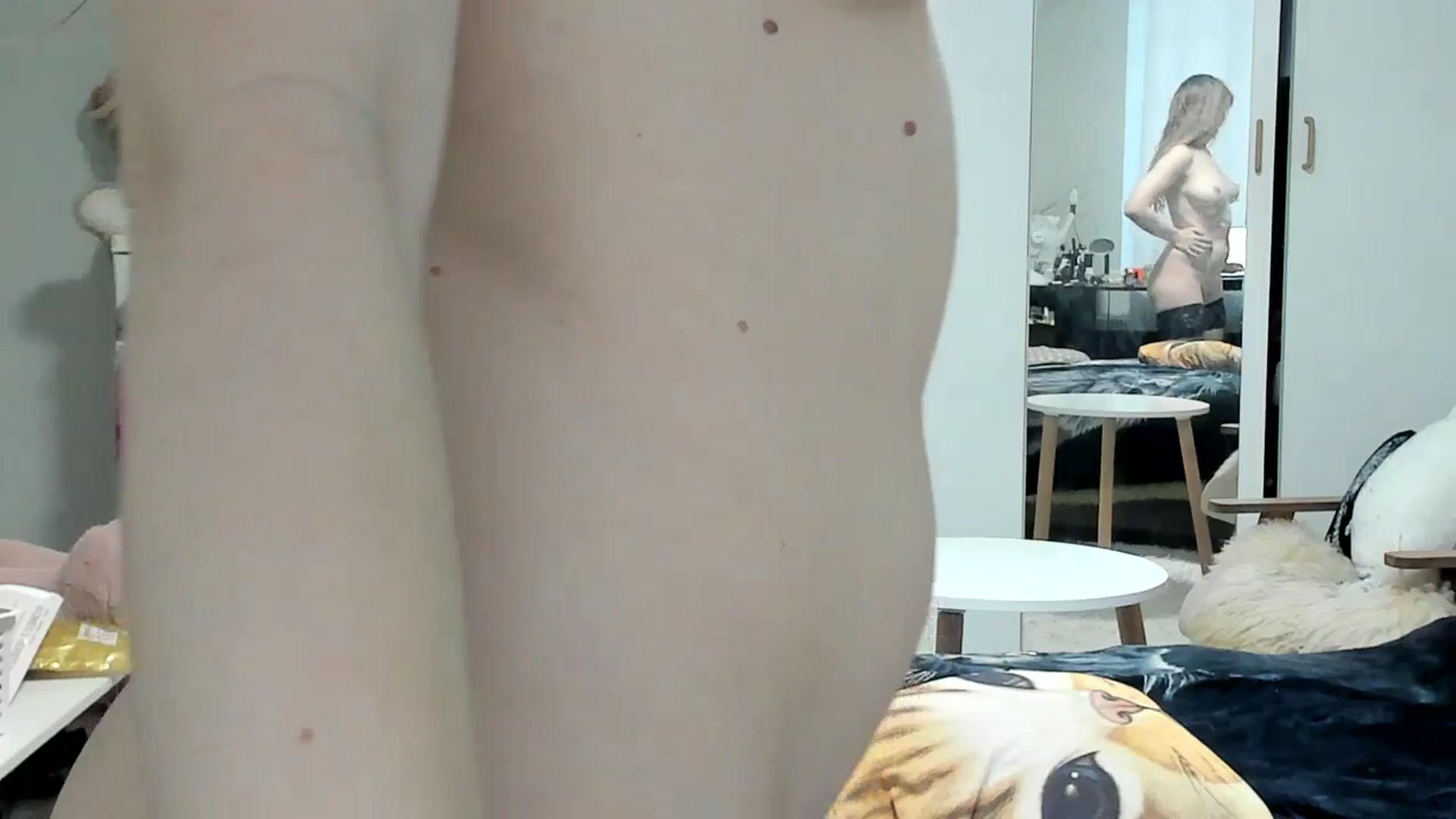 Gallery image thumbnail from Mari_Di's myfreecams stream on, 05/10/2026, 17:29 image 6 of 20