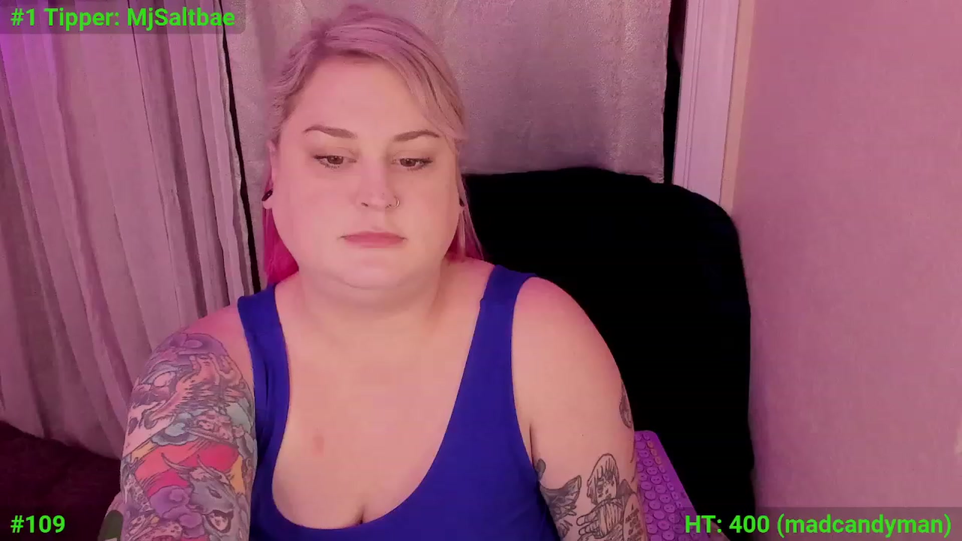 Gallery image thumbnail from Mari_JaeBDAY's myfreecams stream on, 11/17/2023, 07:47 image 17 of 20