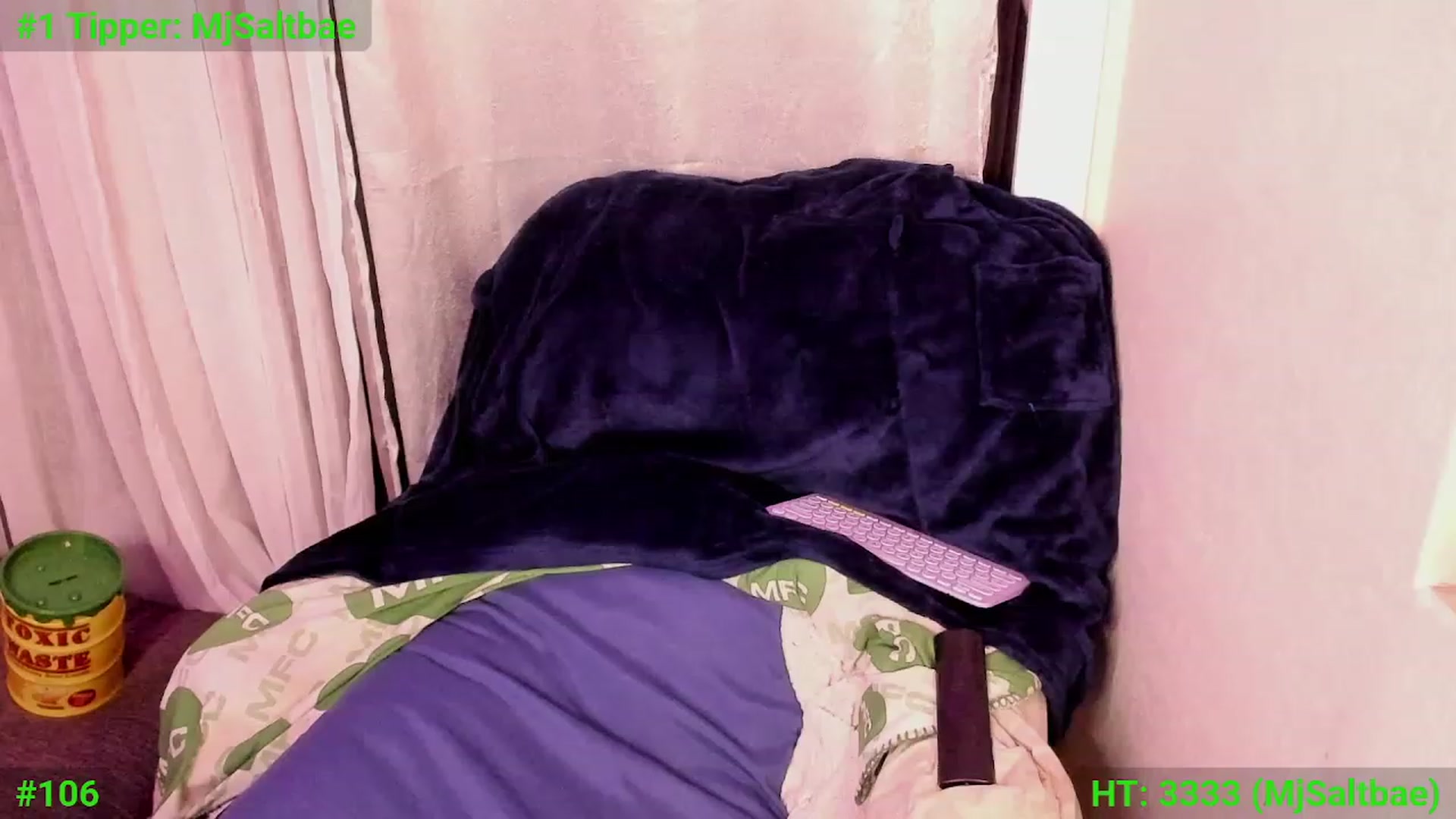 Gallery image thumbnail from Mari_JaeBDAY's myfreecams stream on, 11/19/2023, 10:44 image 14 of 20