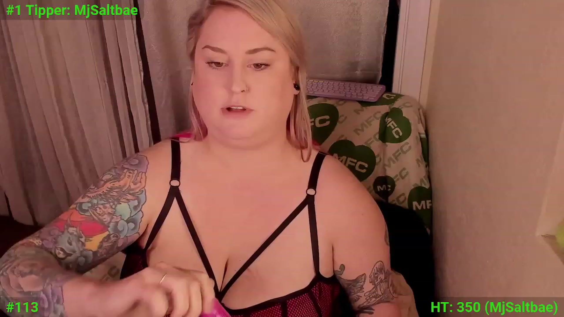Gallery image thumbnail from Mari_JaeBDAY's myfreecams stream on, 11/22/2023, 09:34 image 15 of 20