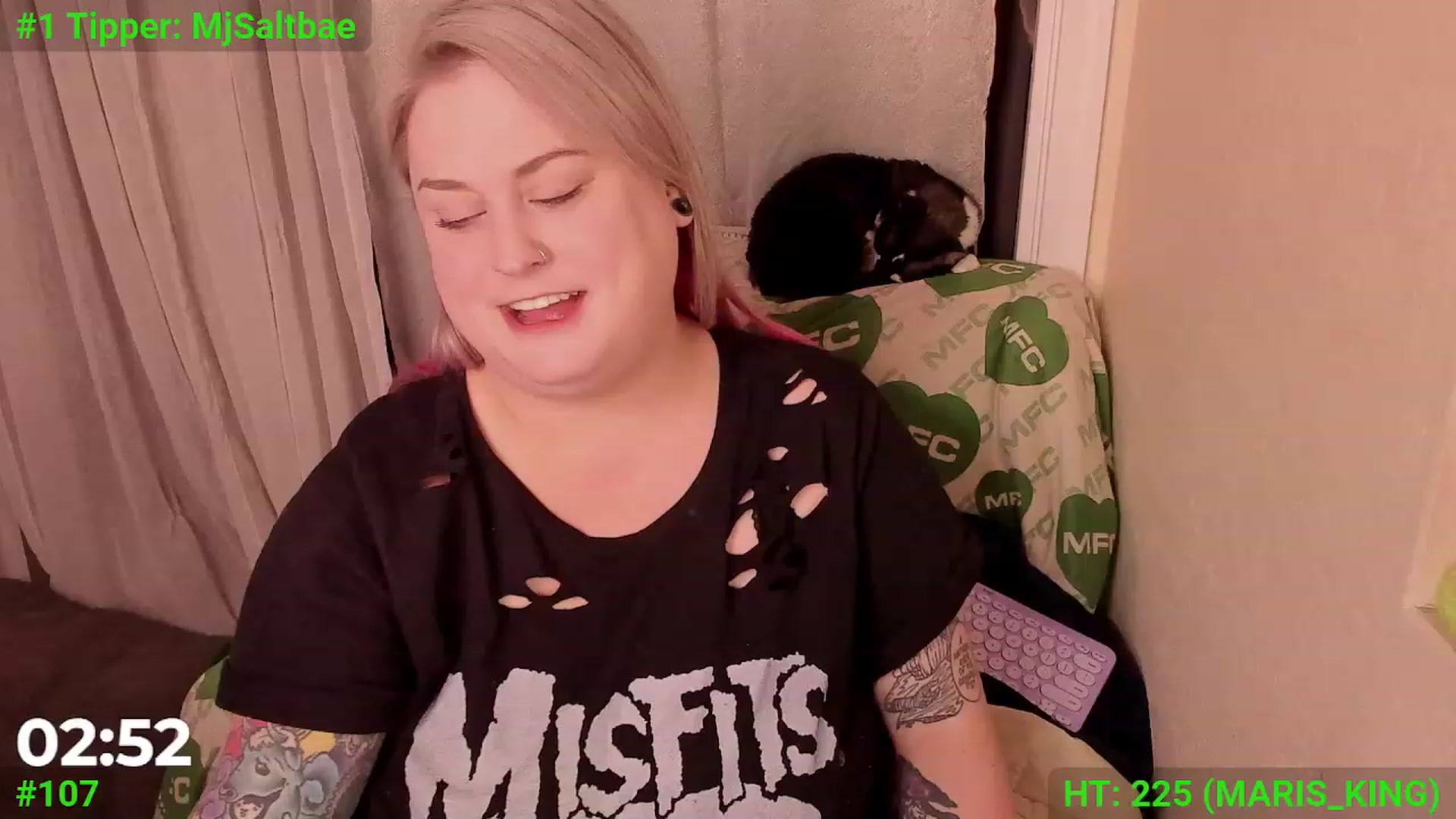 Gallery image thumbnail from Mari_JaeBDAY's myfreecams stream on, 11/24/2023, 05:50 image 14 of 20