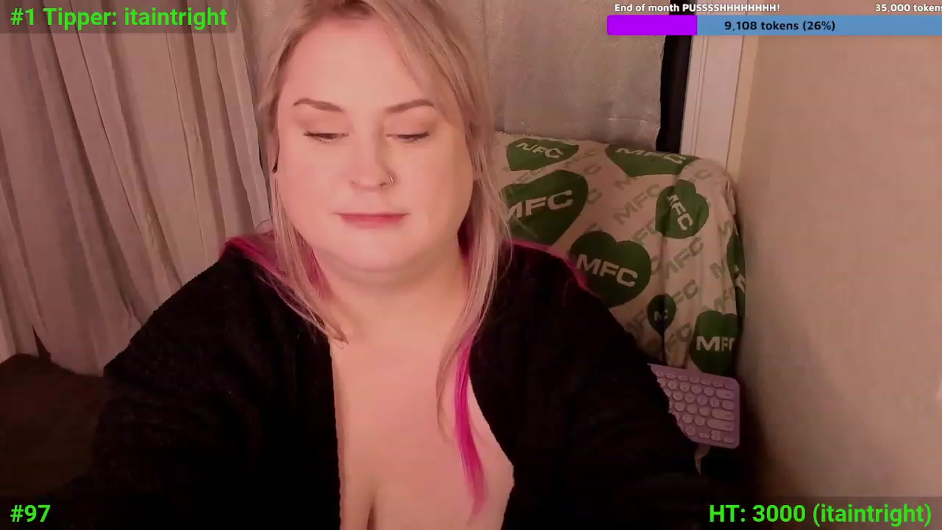 Gallery image thumbnail from Mari_JaeBDAY's myfreecams stream on, 11/25/2023, 11:36 image 6 of 20