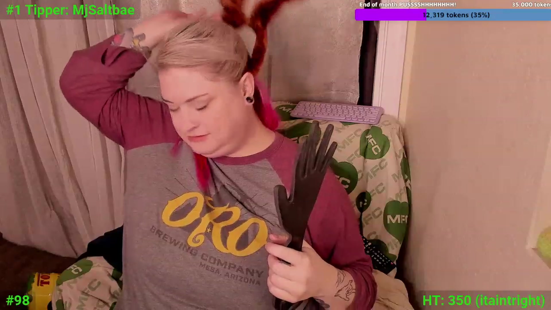 Gallery image thumbnail from Mari_JaeBDAY's myfreecams stream on, 11/26/2023, 04:23 image 17 of 20