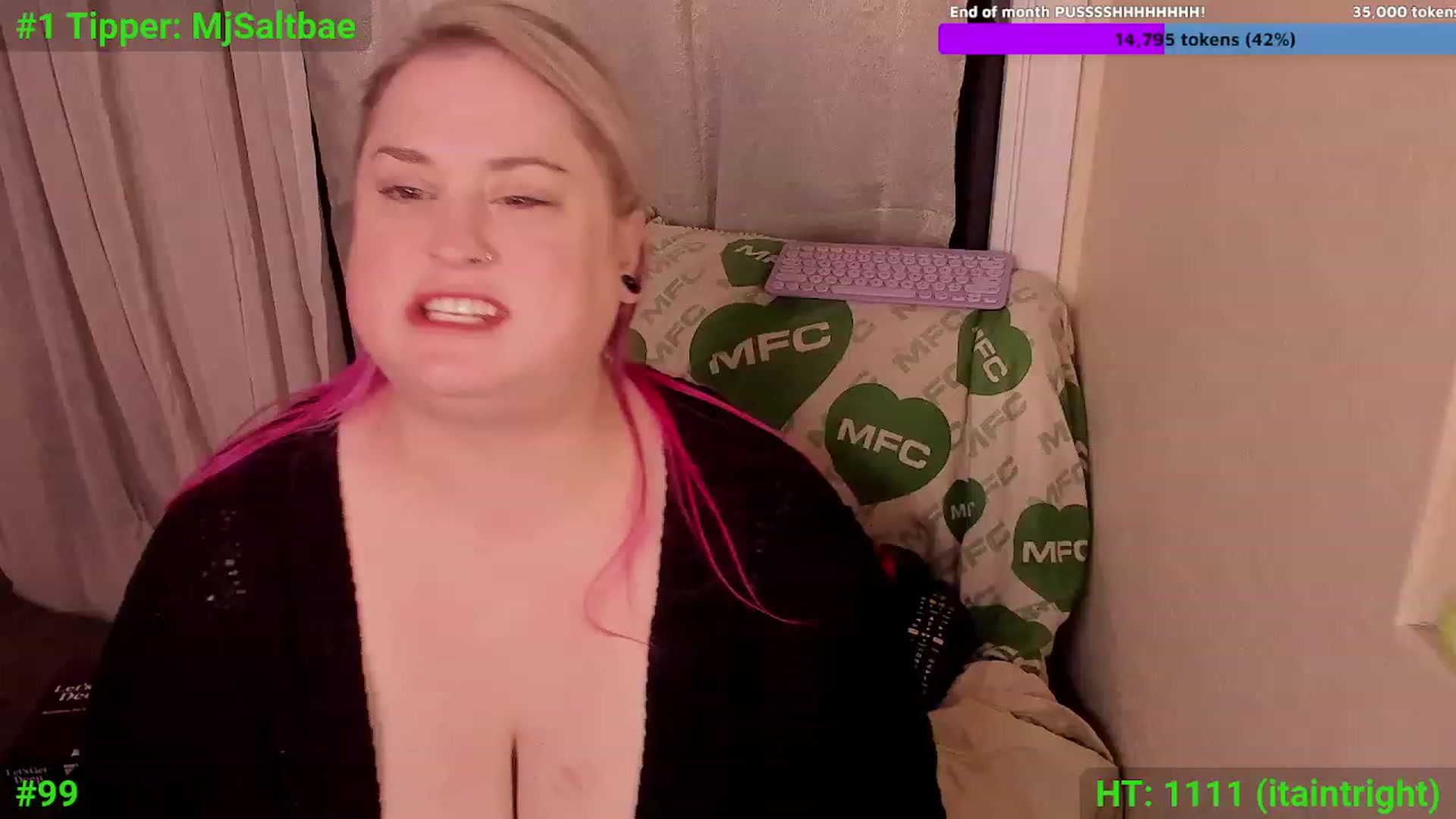 Gallery image thumbnail from Mari_JaeBDAY's myfreecams stream on, 11/26/2023, 09:07 image 12 of 20