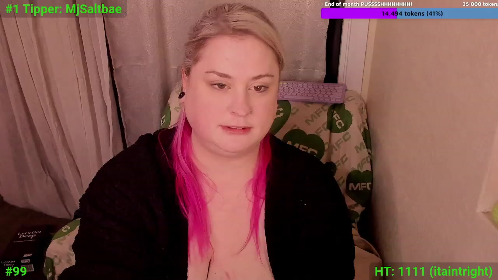 Gallery image thumbnail from Mari_JaeBDAY's myfreecams stream on, 11/26/2023, 09:07 image 7 of 20