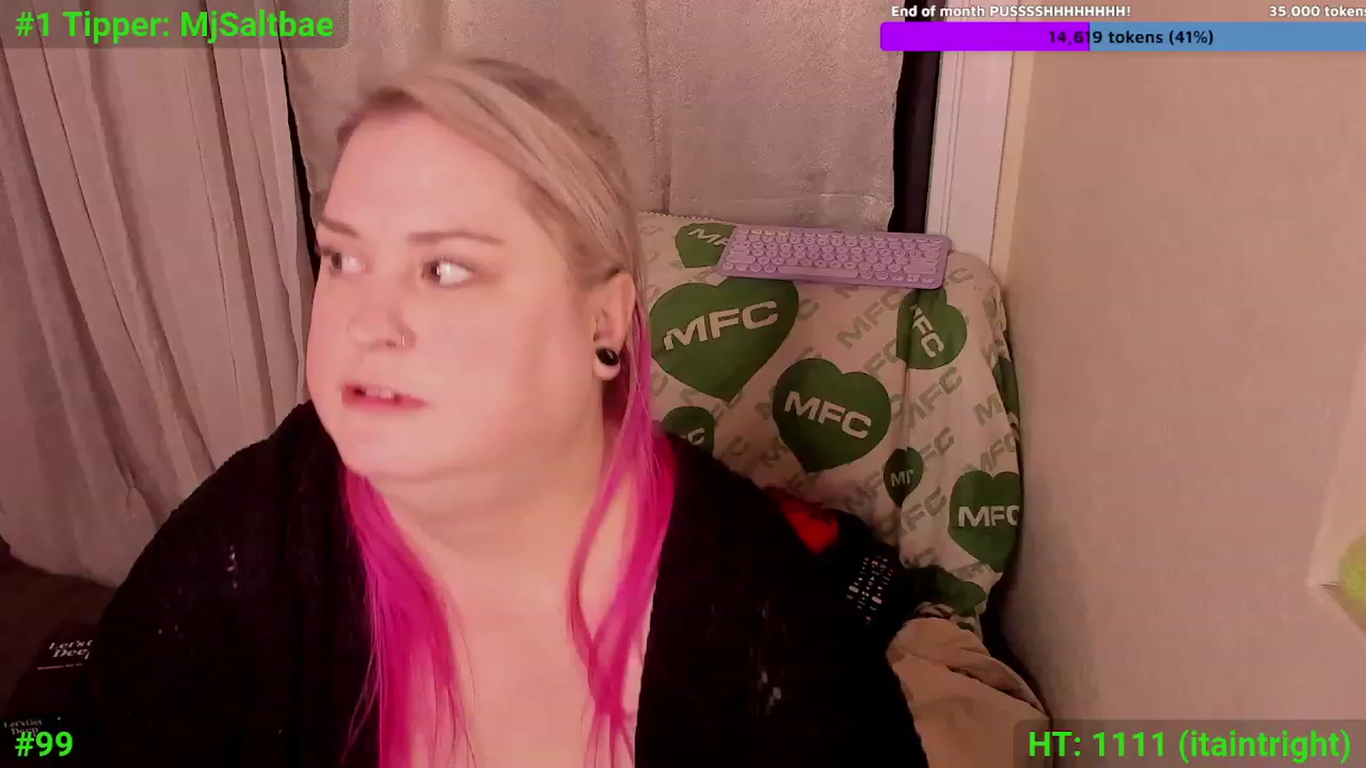 Gallery image thumbnail from Mari_JaeBDAY's myfreecams stream on, 11/26/2023, 09:07 image 9 of 20