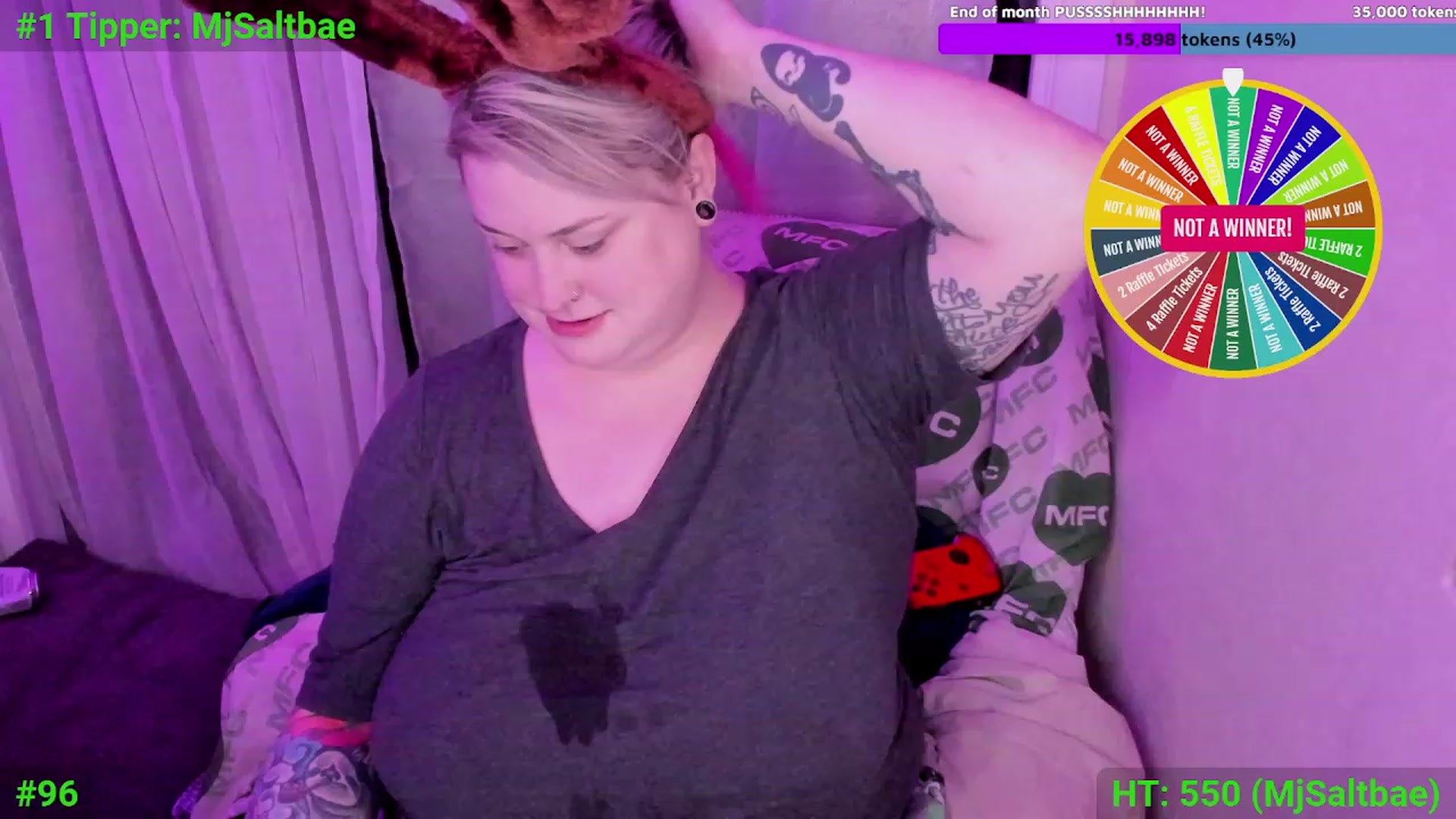 Gallery image thumbnail from Mari_JaeBDAY's myfreecams stream on, 11/27/2023, 08:49 image 13 of 20