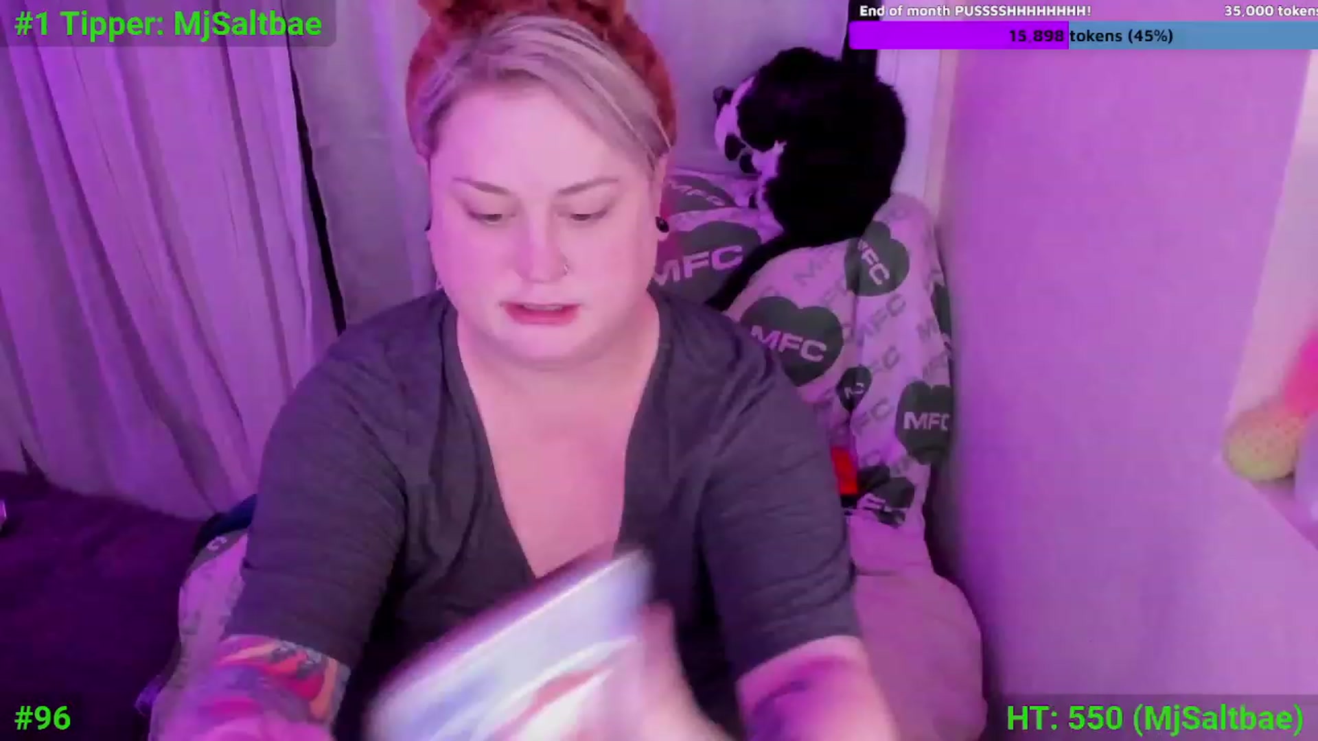 Gallery image thumbnail from Mari_JaeBDAY's myfreecams stream on, 11/27/2023, 08:49 image 12 of 20