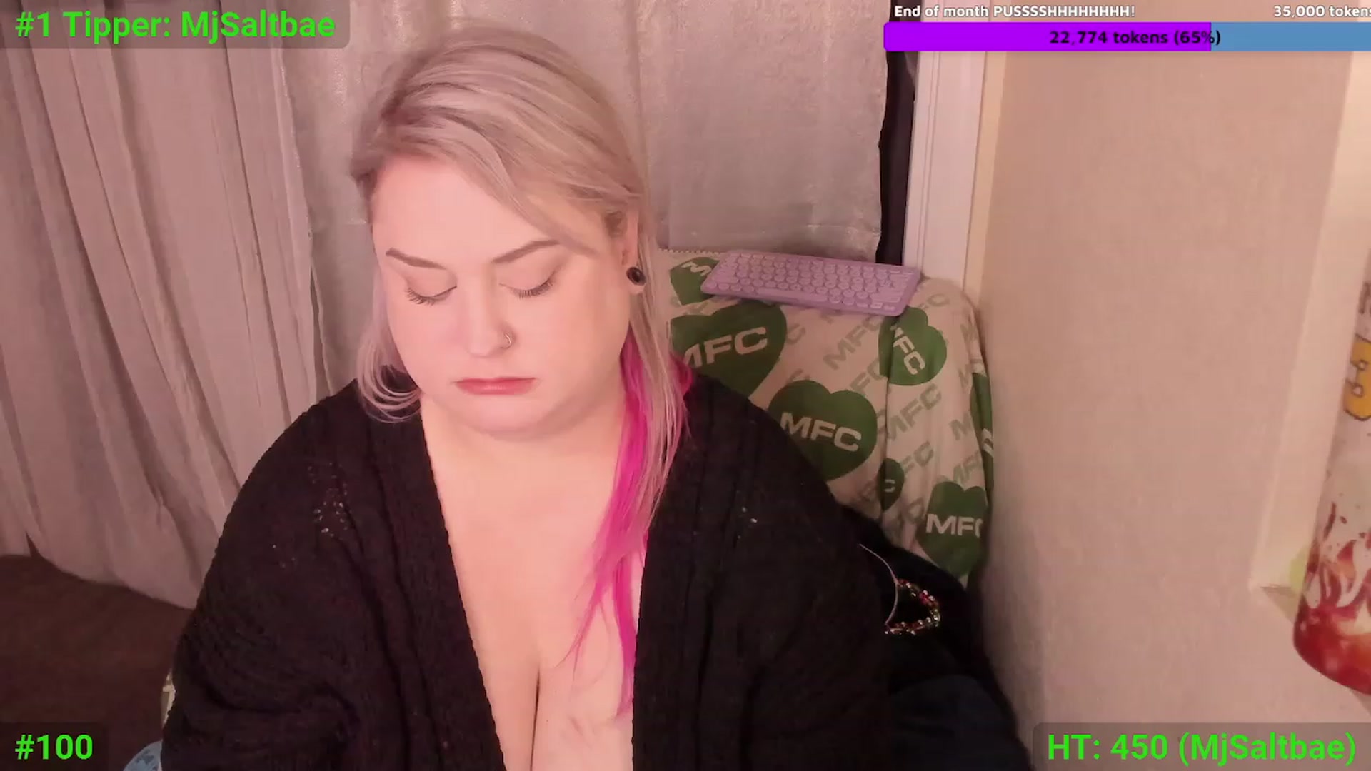 Gallery image thumbnail from Mari_JaeBDAY's myfreecams stream on, 11/29/2023, 07:50 image 7 of 20