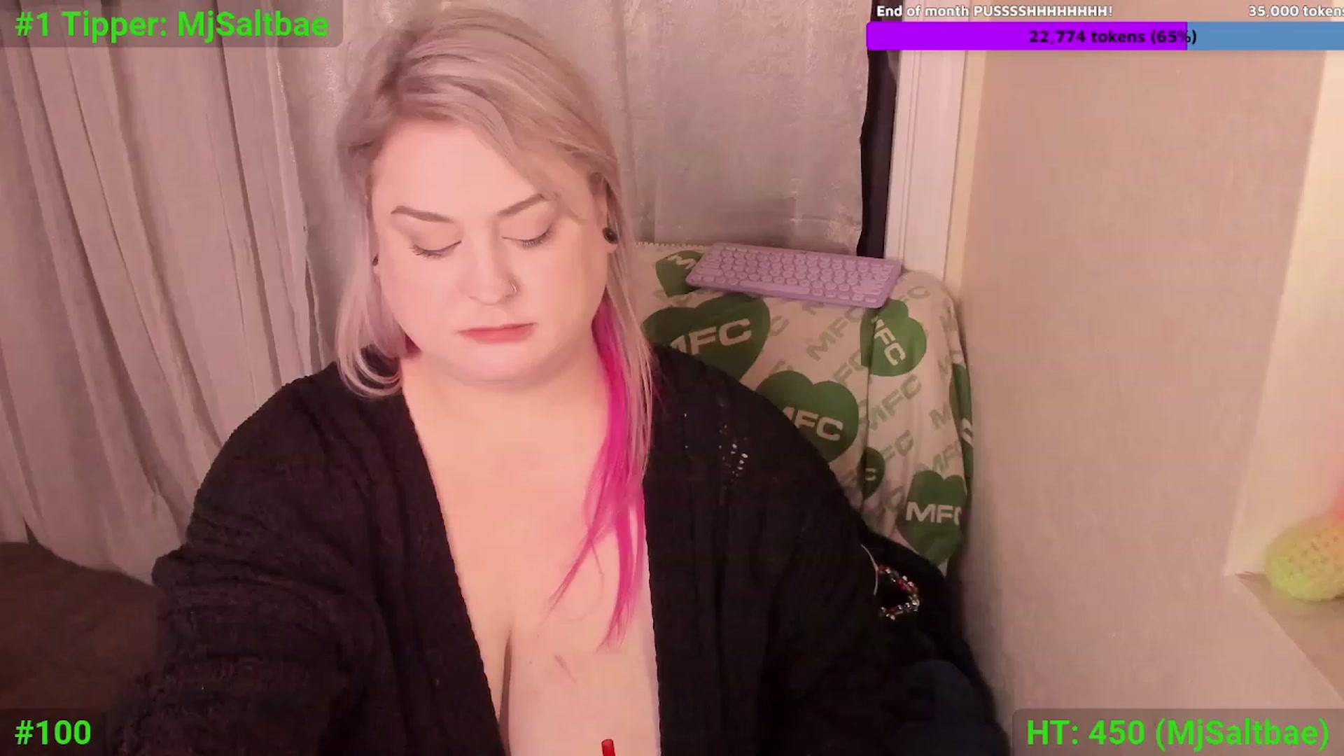 Gallery image thumbnail from Mari_JaeBDAY's myfreecams stream on, 11/29/2023, 07:50 image 6 of 20