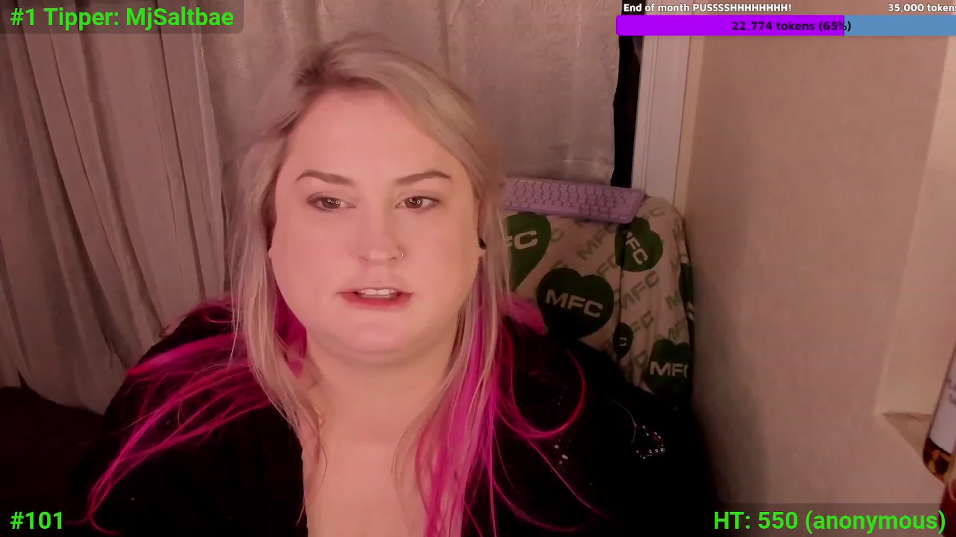 Gallery image thumbnail from Mari_JaeBDAY's myfreecams stream on, 11/29/2023, 09:39 image 16 of 20