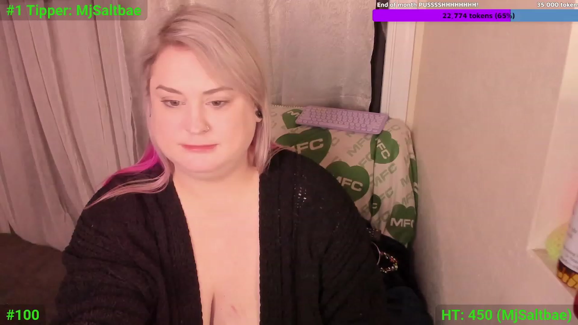 Gallery image thumbnail from Mari_JaeBDAY's myfreecams stream on, 11/29/2023, 09:39 image 7 of 20