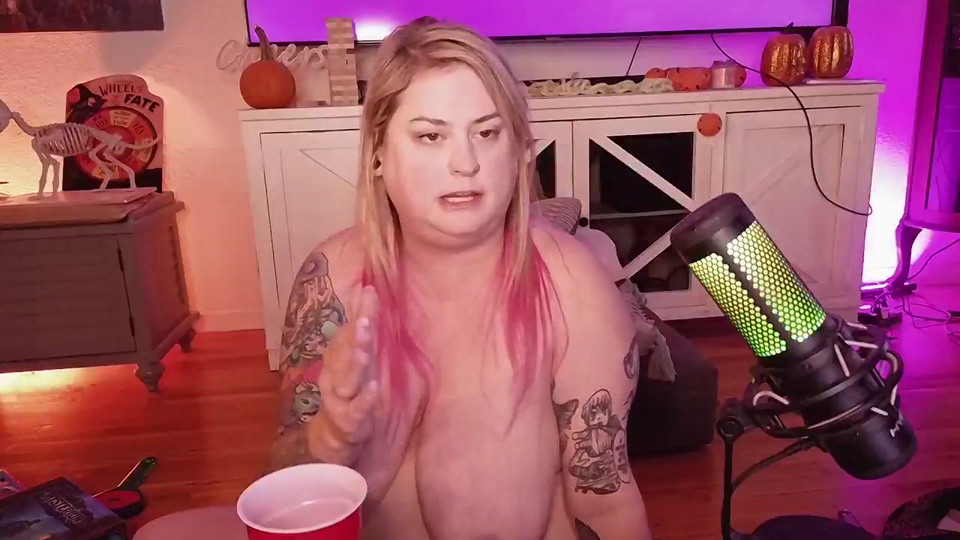 Gallery image thumbnail from Mari_JaeBDAY's myfreecams stream on, 11/29/2024, 13:02 image 10 of 20