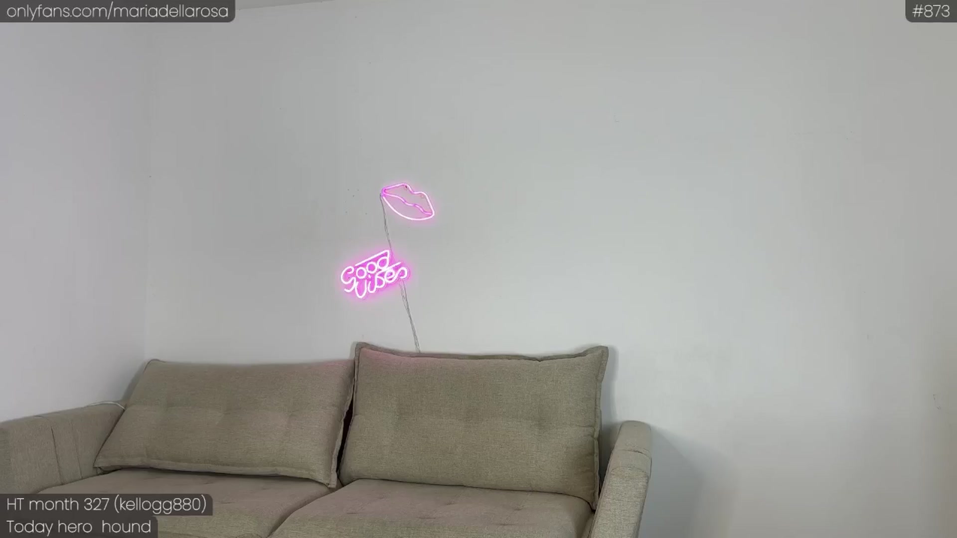 Gallery image thumbnail from Maria_'s myfreecams stream on, 10/03/2024, 21:25 image 14 of 20