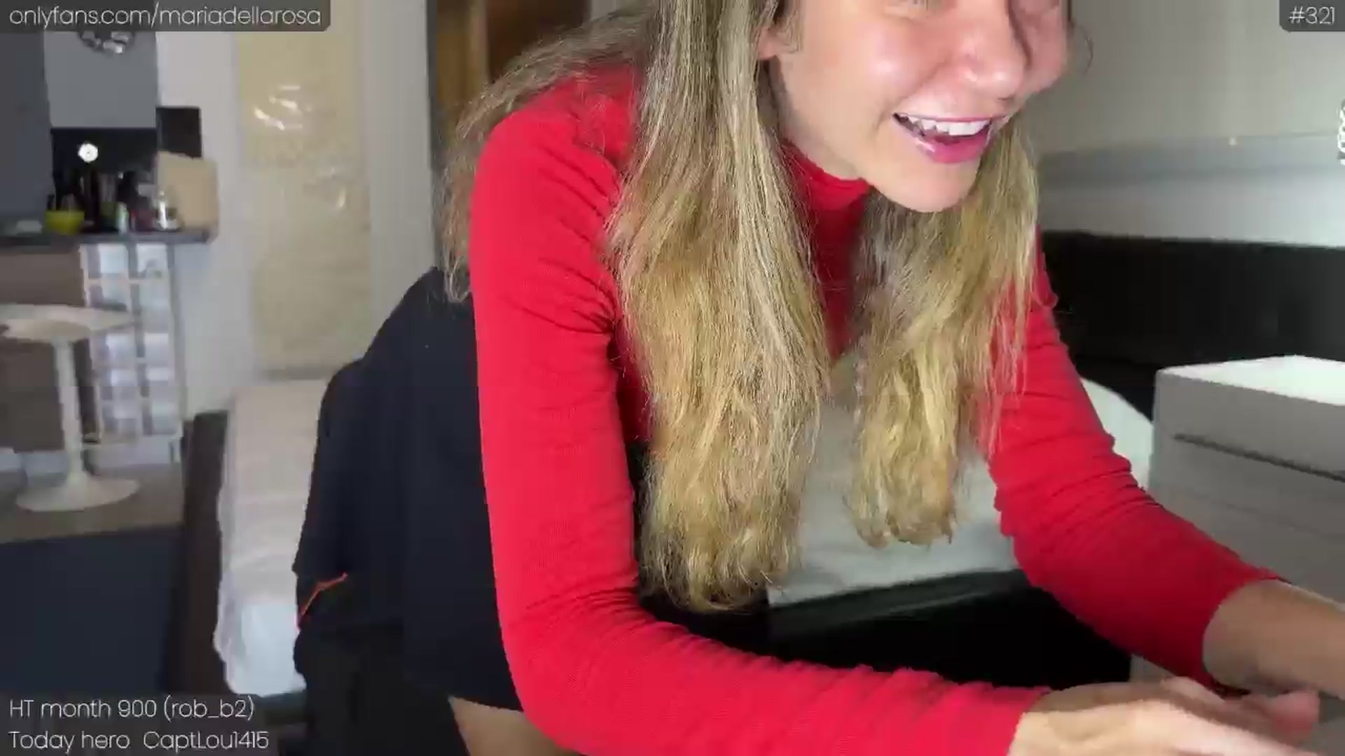 Gallery image thumbnail from Maria_'s myfreecams stream on, 11/06/2024, 05:52 image 7 of 20