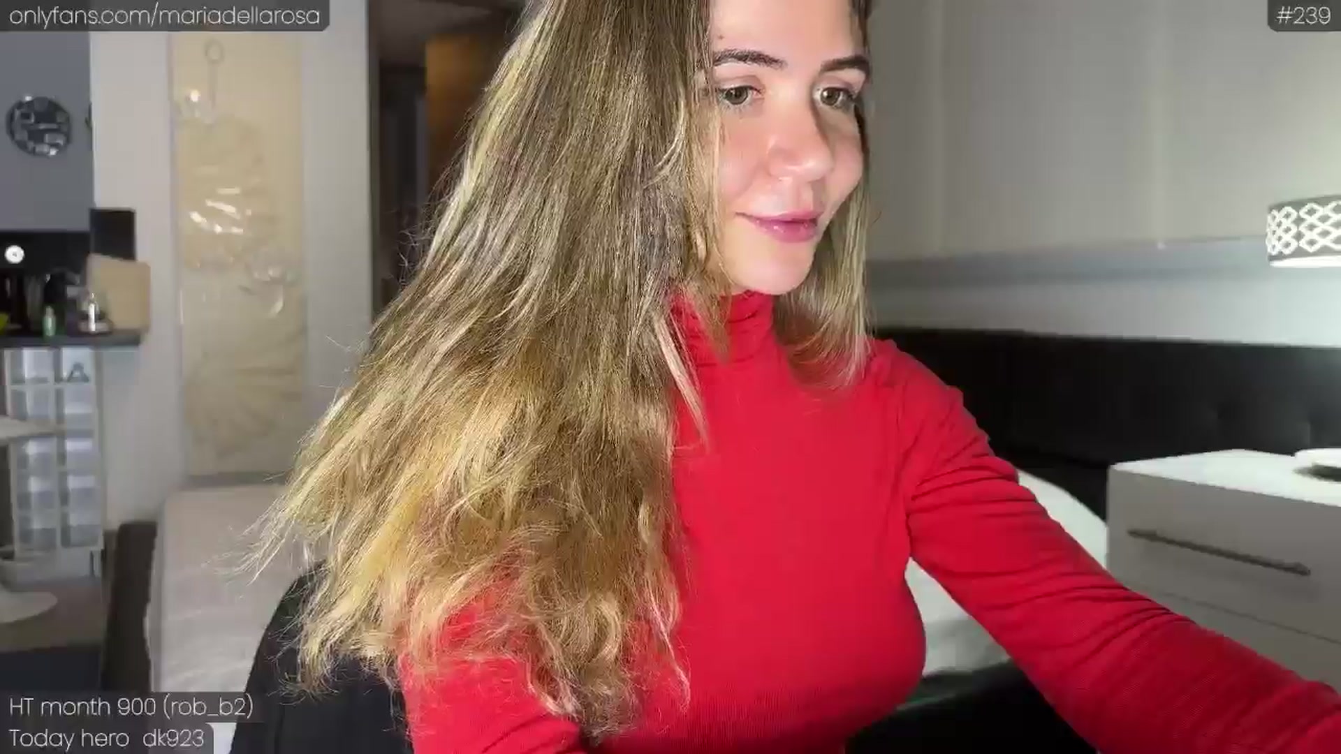 Gallery image thumbnail from Maria_'s myfreecams stream on, 11/06/2024, 07:57 image 18 of 20