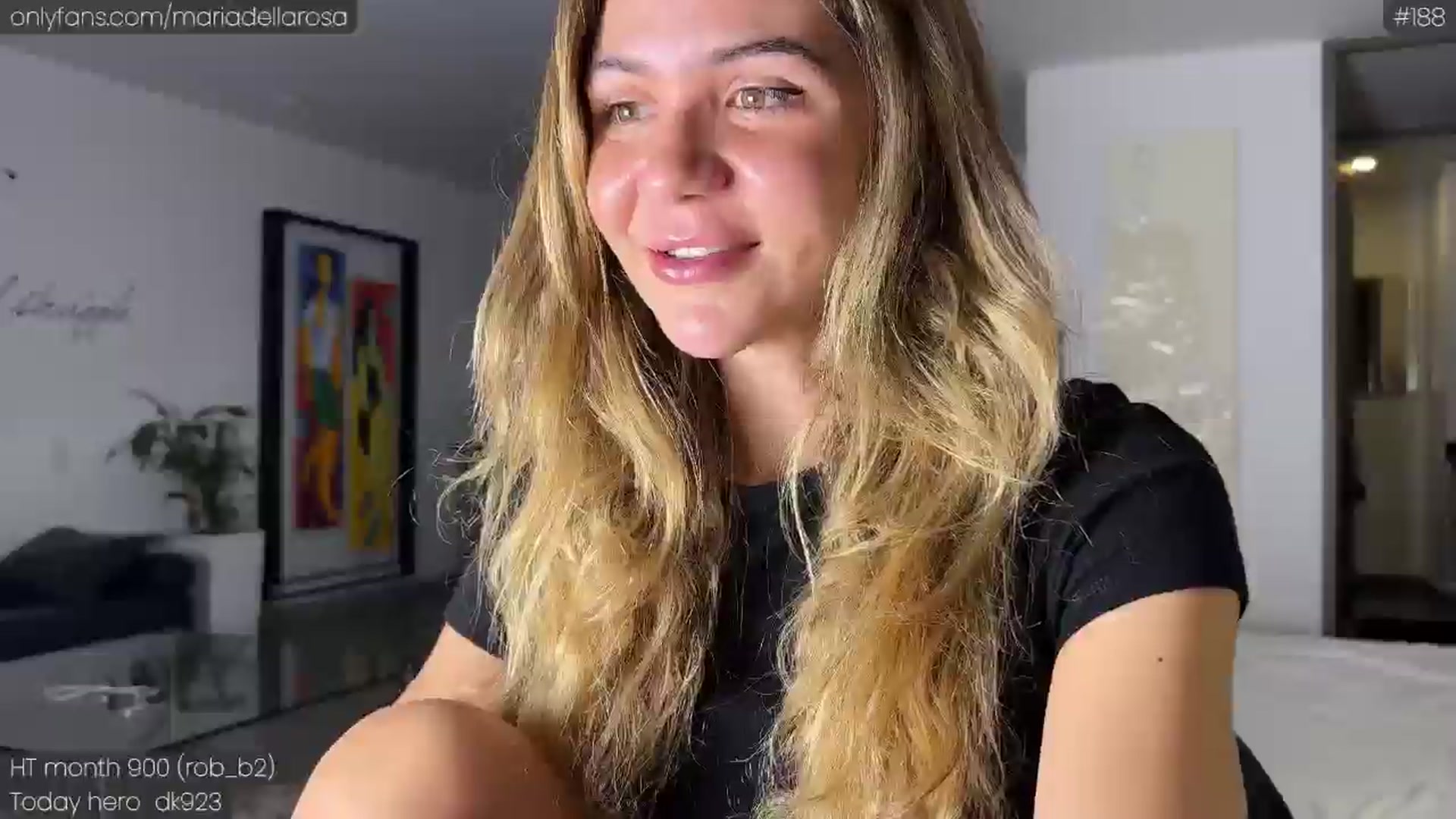 Gallery image thumbnail from Maria_'s myfreecams stream on, 11/09/2024, 05:51 image 10 of 20