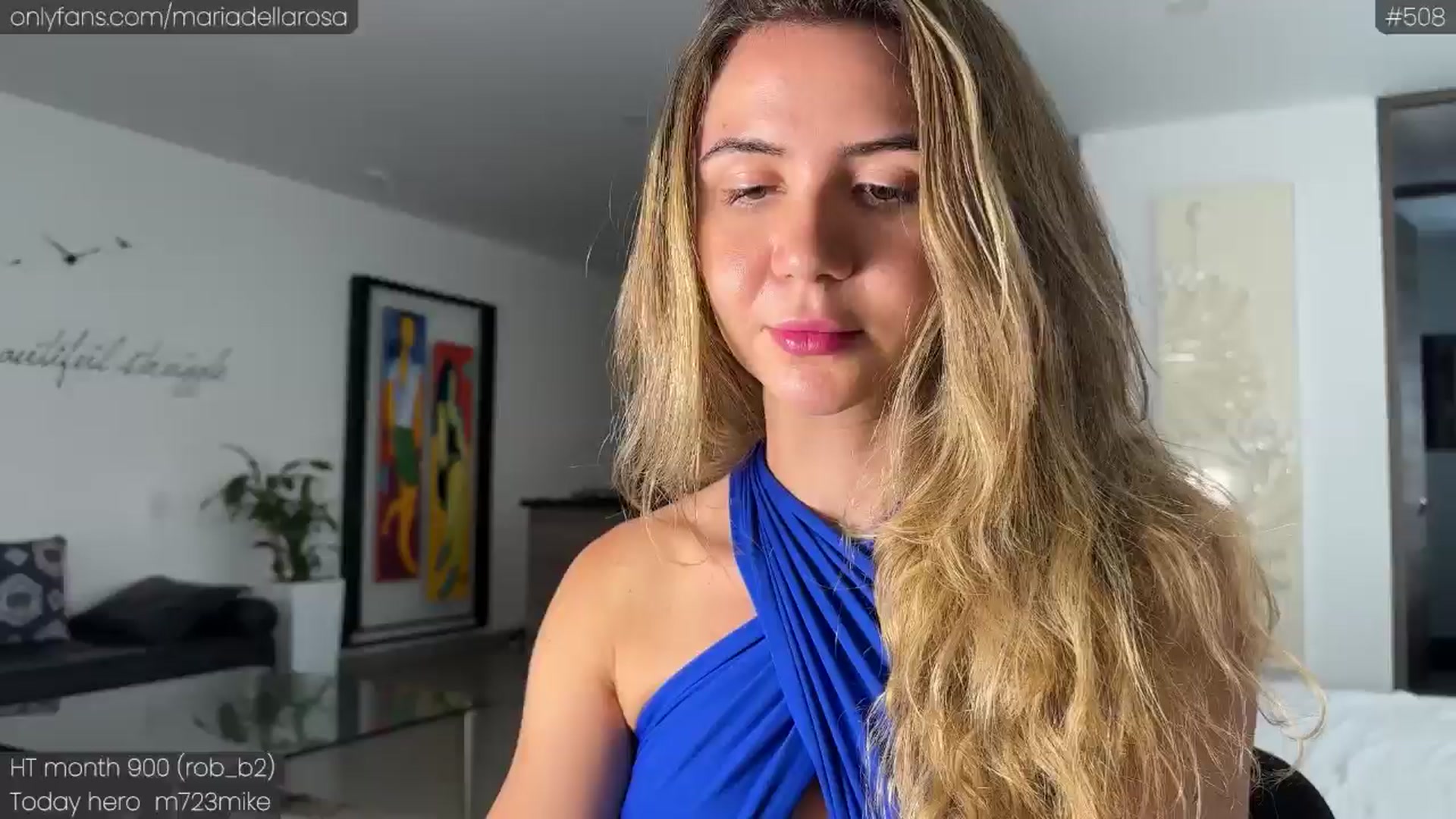 Gallery image thumbnail from Maria_'s myfreecams stream on, 11/19/2024, 21:37 image 8 of 20