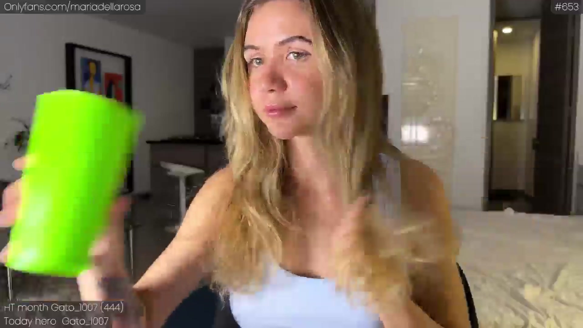 Gallery image thumbnail from Maria_'s myfreecams stream on, 12/03/2024, 04:11 image 12 of 20