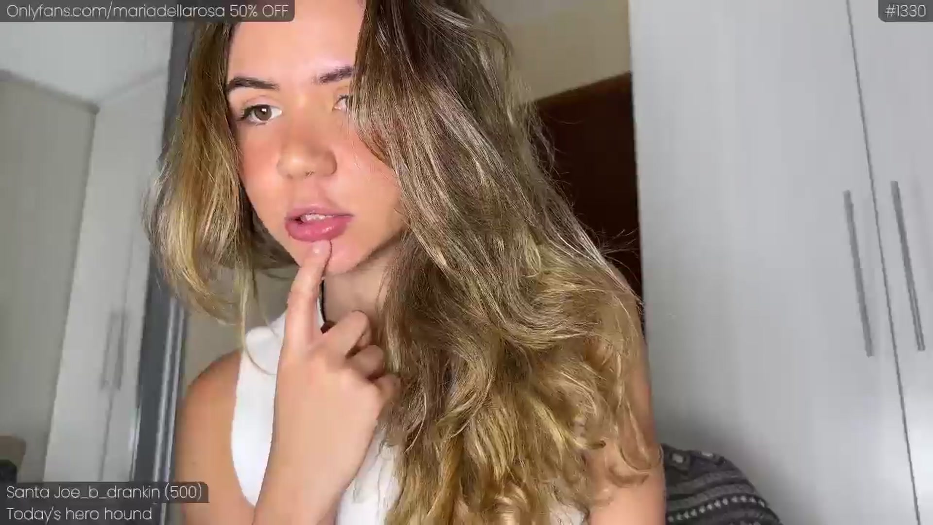 Gallery image thumbnail from Maria_'s myfreecams stream on, 12/12/2024, 04:08 image 5 of 20