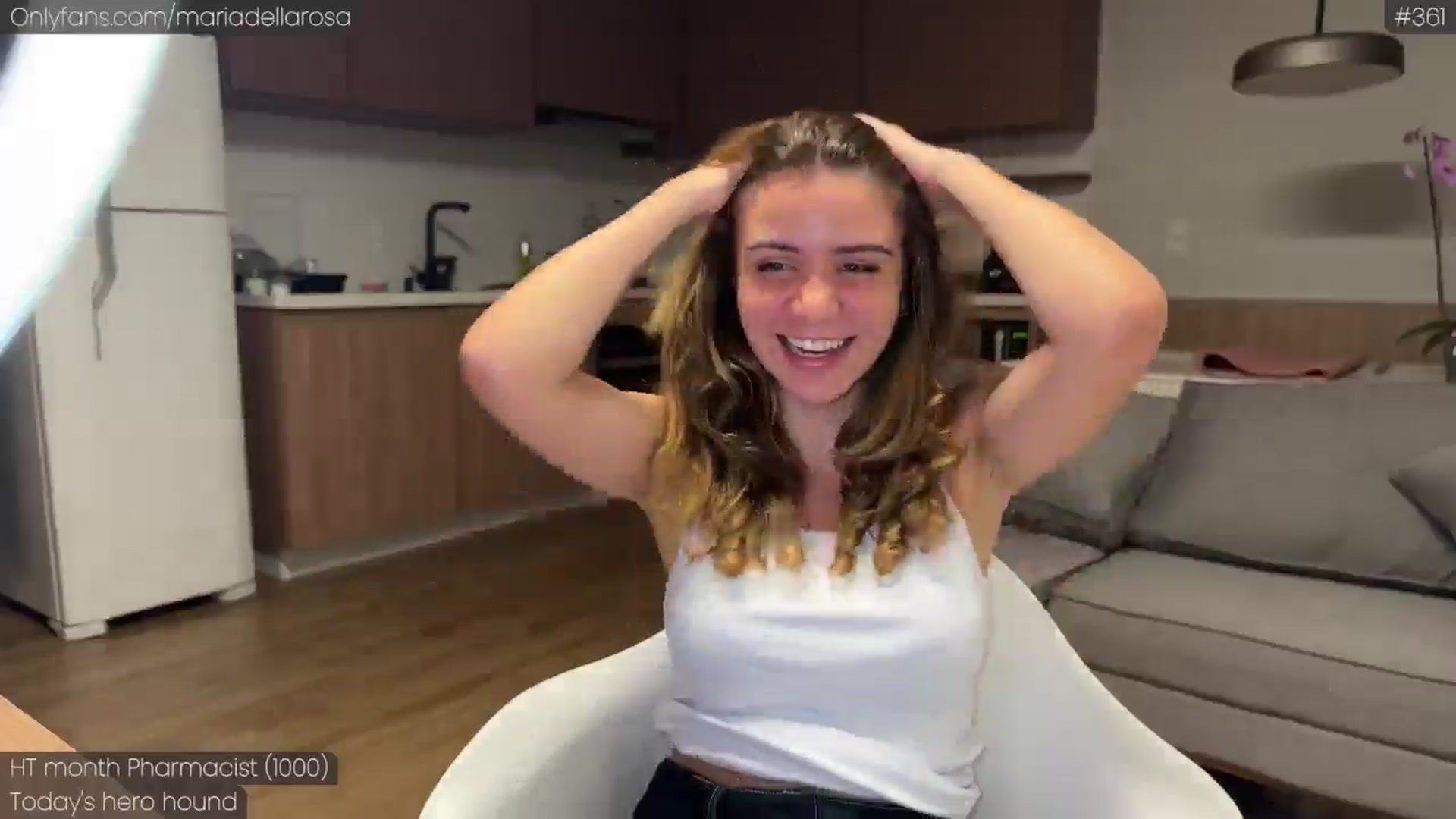 Gallery image thumbnail from Maria_'s myfreecams stream on, 01/23/2025, 02:54 image 3 of 20