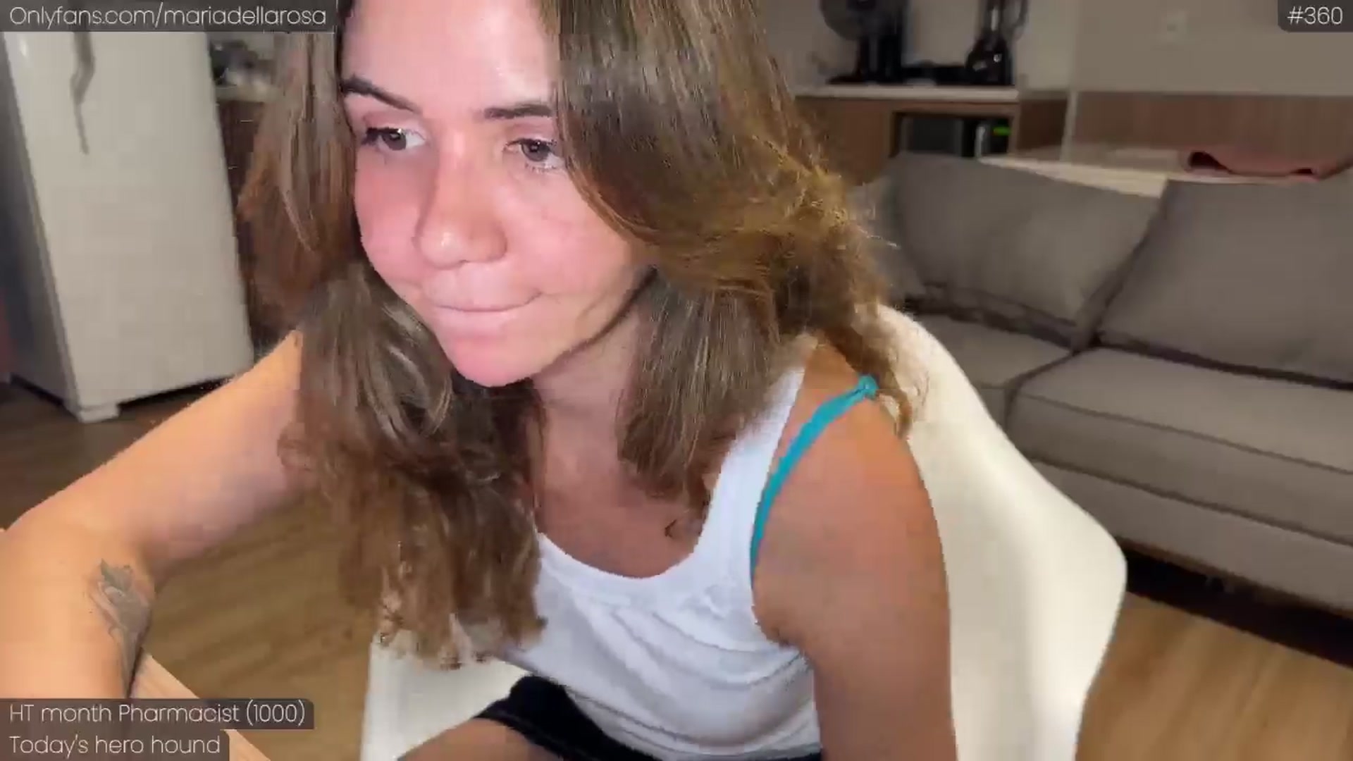Gallery image thumbnail from Maria_'s myfreecams stream on, 01/23/2025, 02:54 image 19 of 20