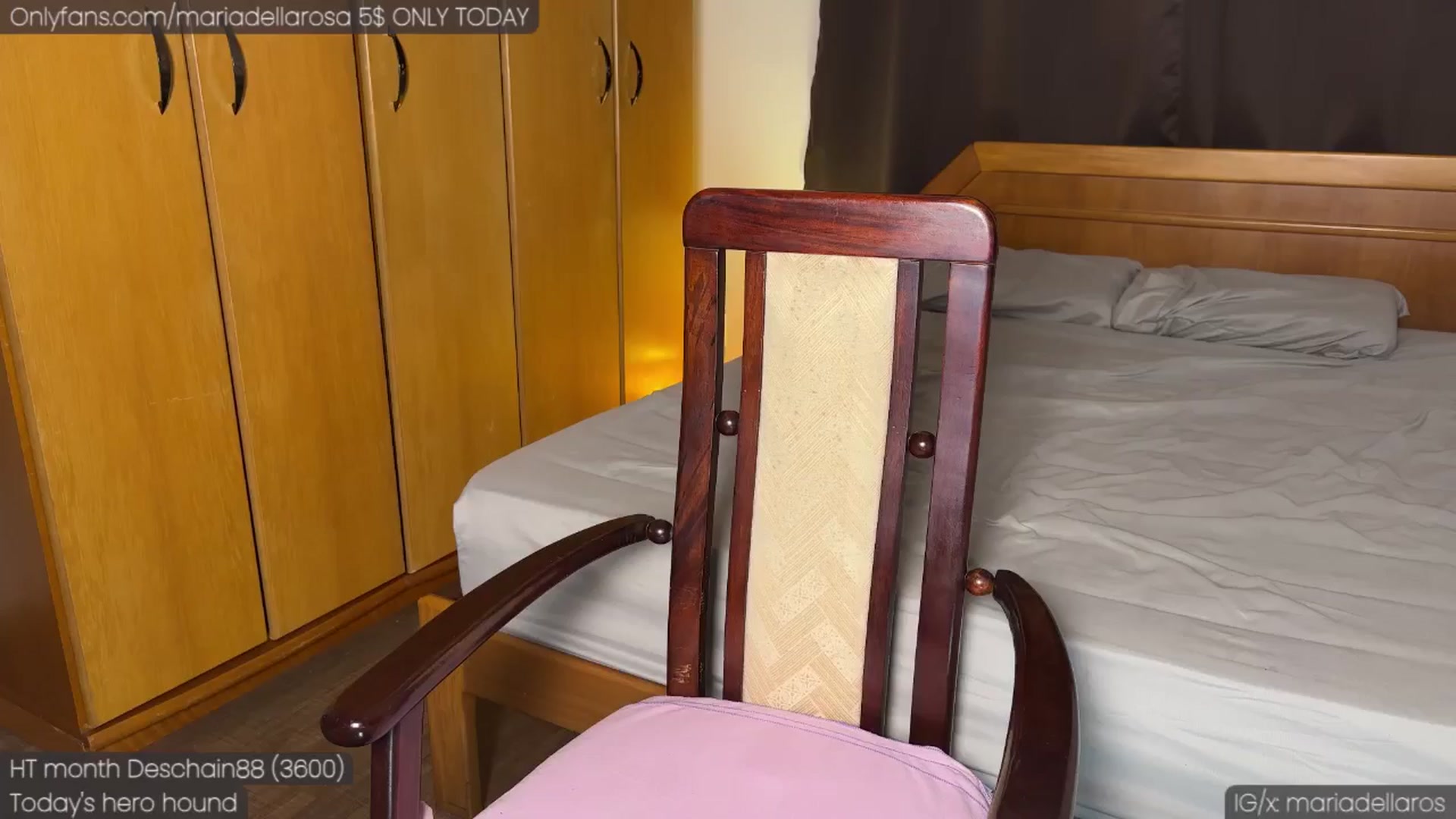 Gallery image thumbnail from Maria_'s myfreecams stream on, 03/12/2025, 03:49 image 3 of 20
