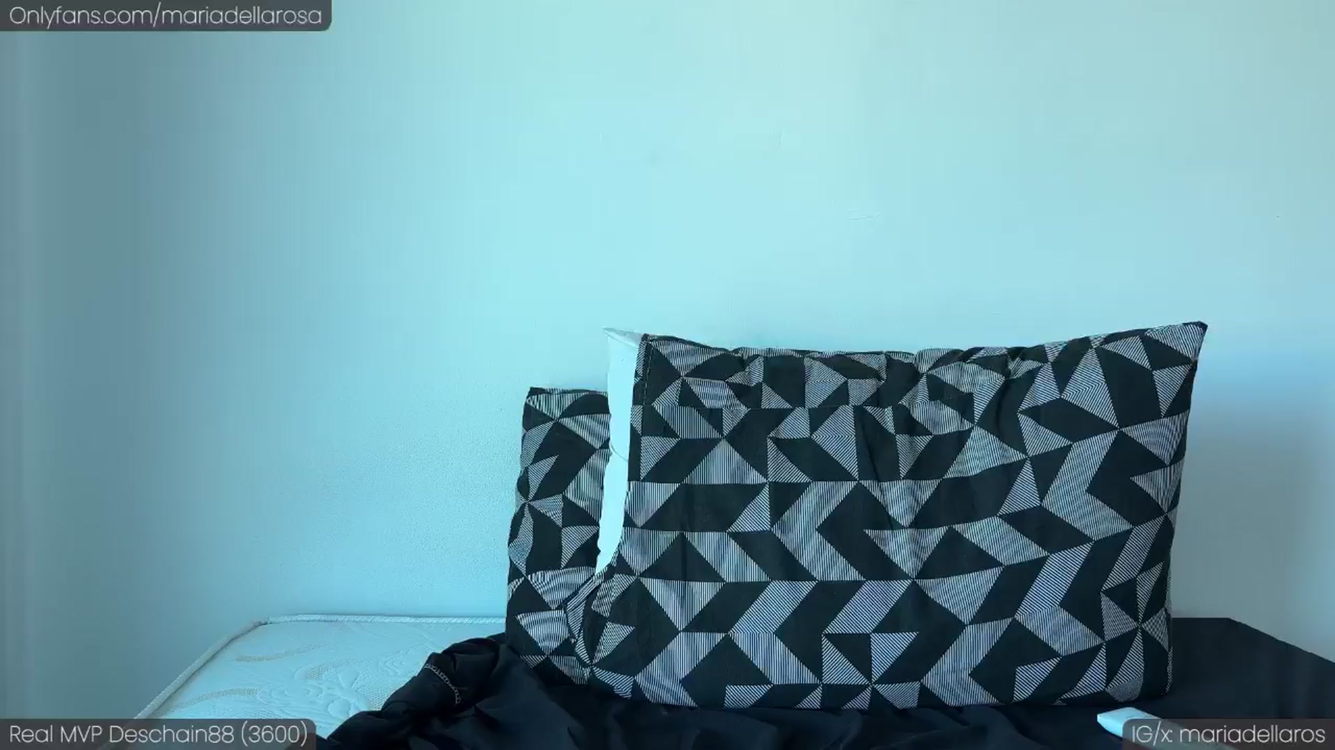 Gallery image thumbnail from Maria_'s myfreecams stream on, 03/22/2025, 20:35 image 14 of 20